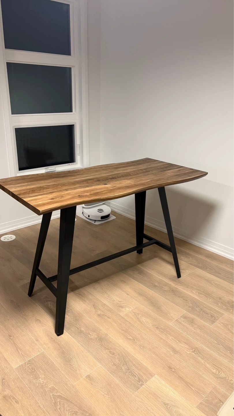 Structube Bar& Dining Table