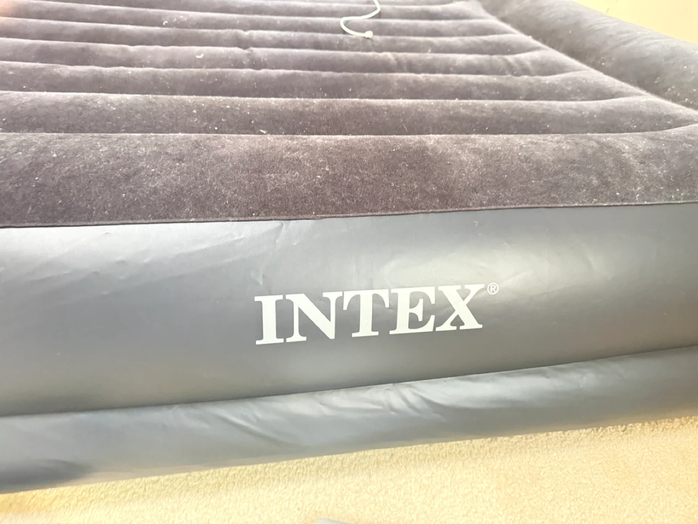 Intex Queen Size Air Mattress with Built-in Pump - photo 2