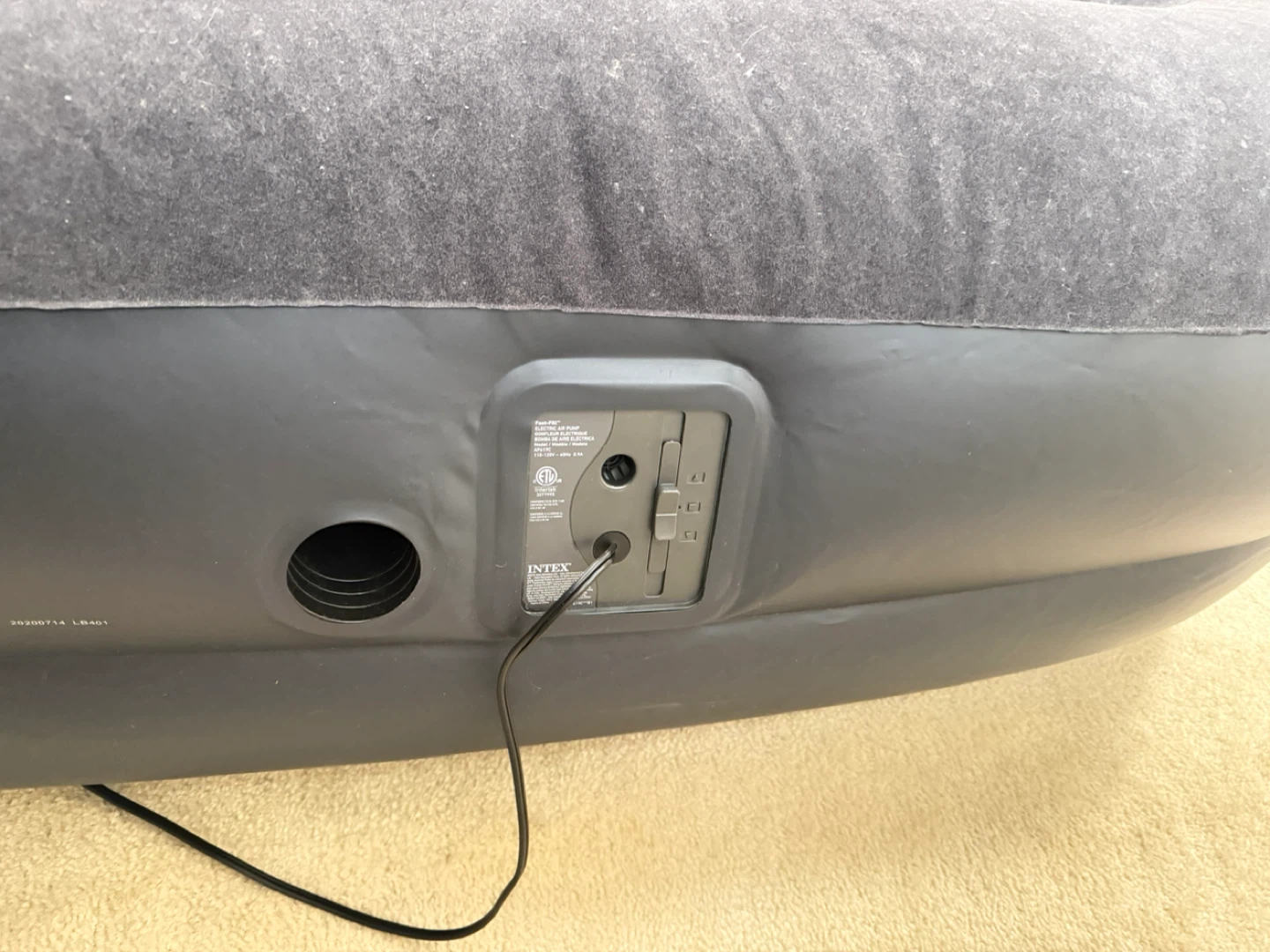 Intex Queen Size Air Mattress with Built-in Pump - photo 3