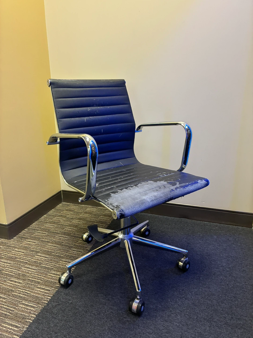 Black Office Chair - Some Wear on Seat