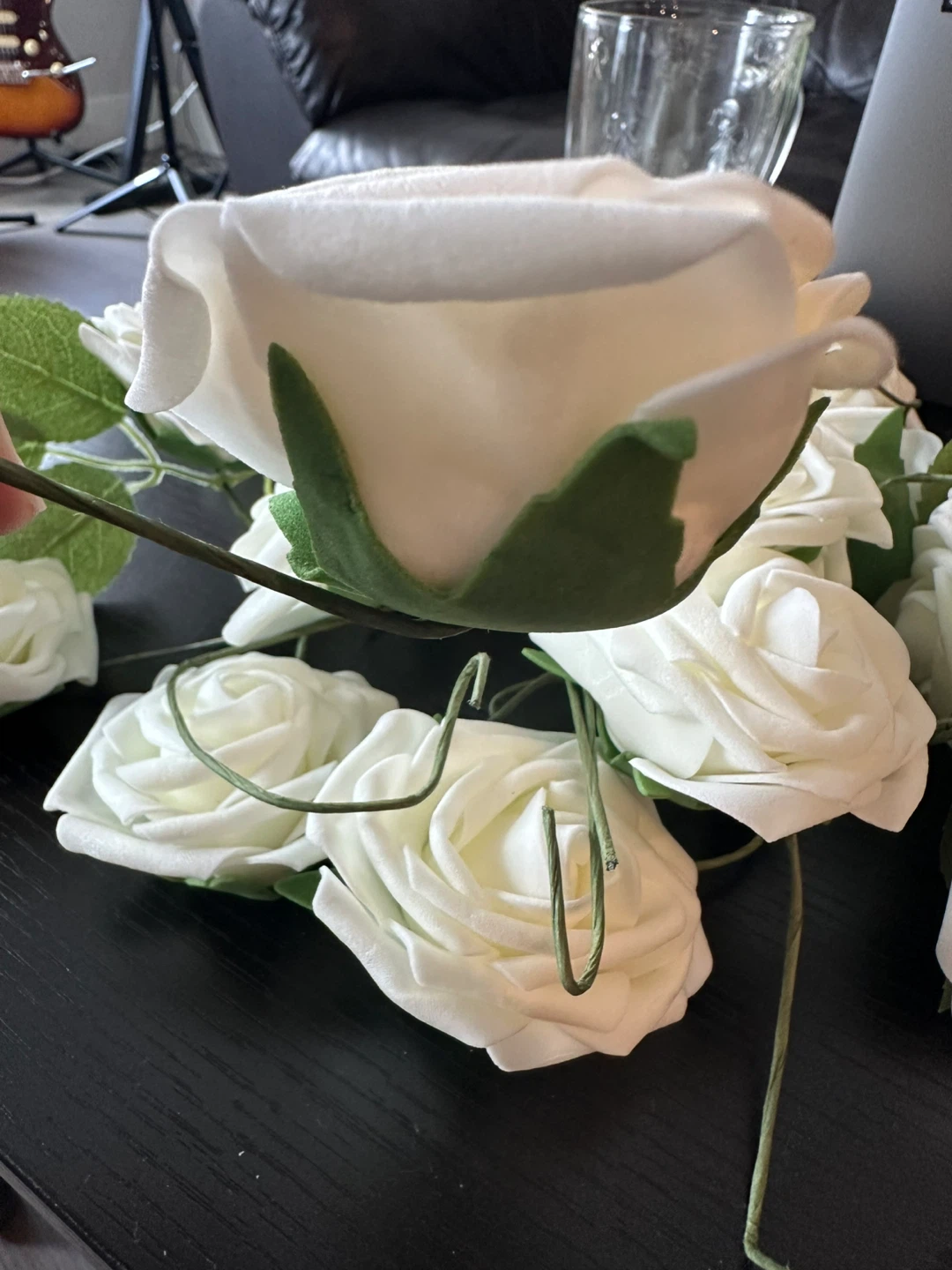 White Artificial Roses (22 pieces) - photo 2
