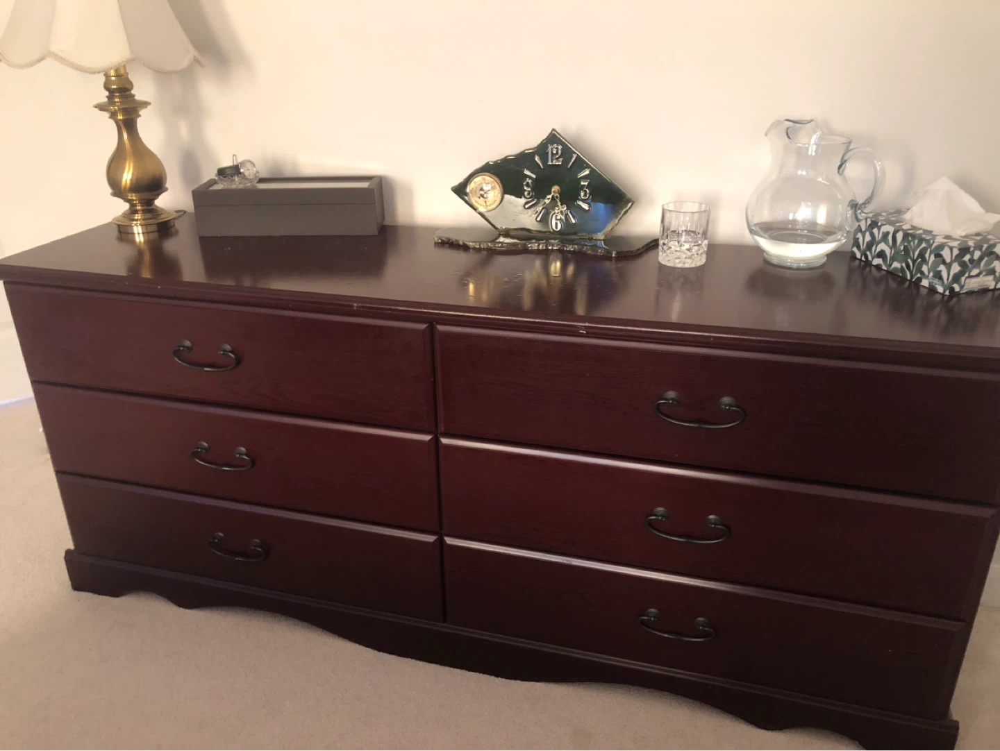 Dresser & night table - photo 4