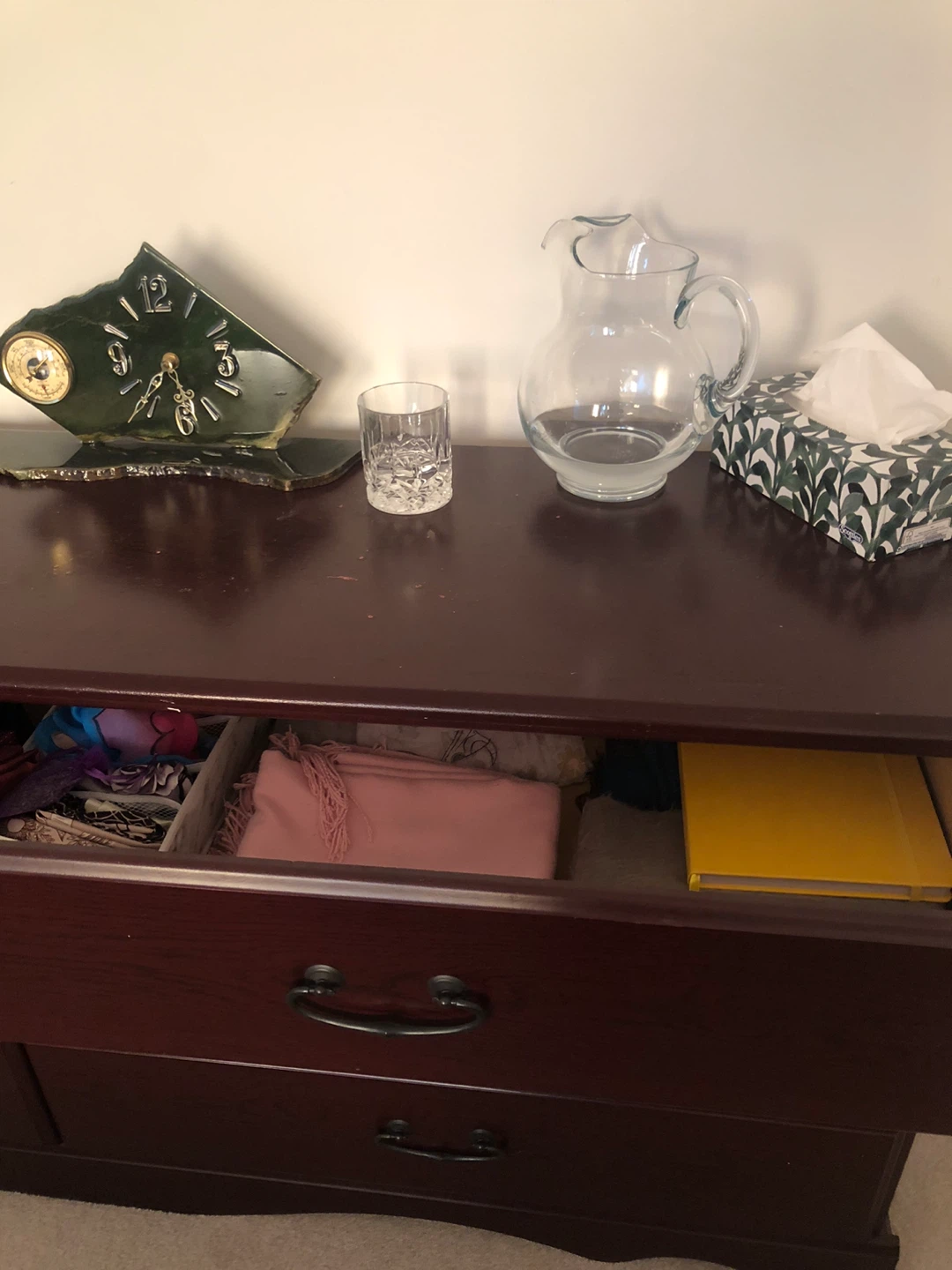 Dresser & night table - photo 3