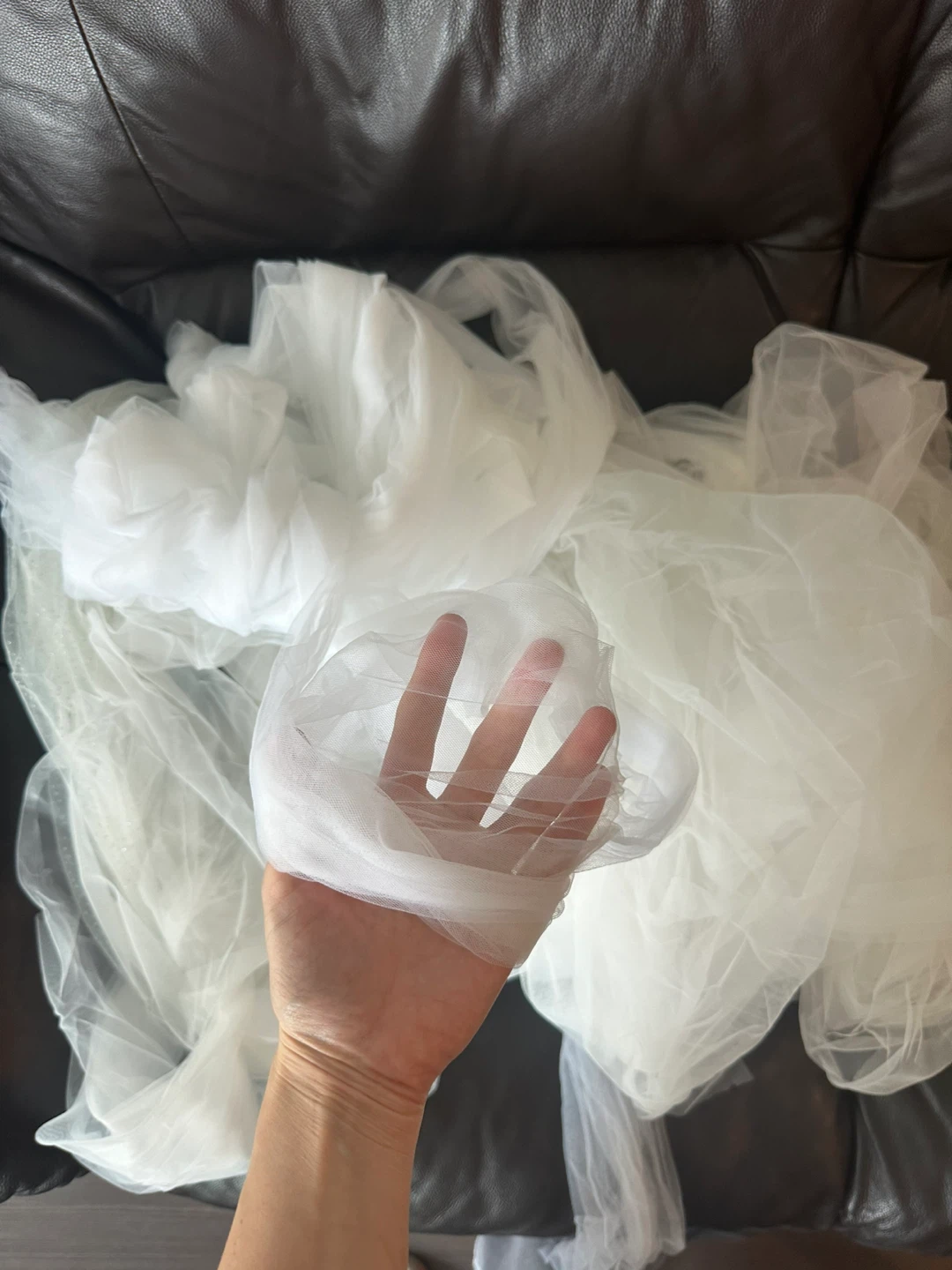 White Tulle Fabric (mix of with Glitter, plain white and ivory) - photo 3