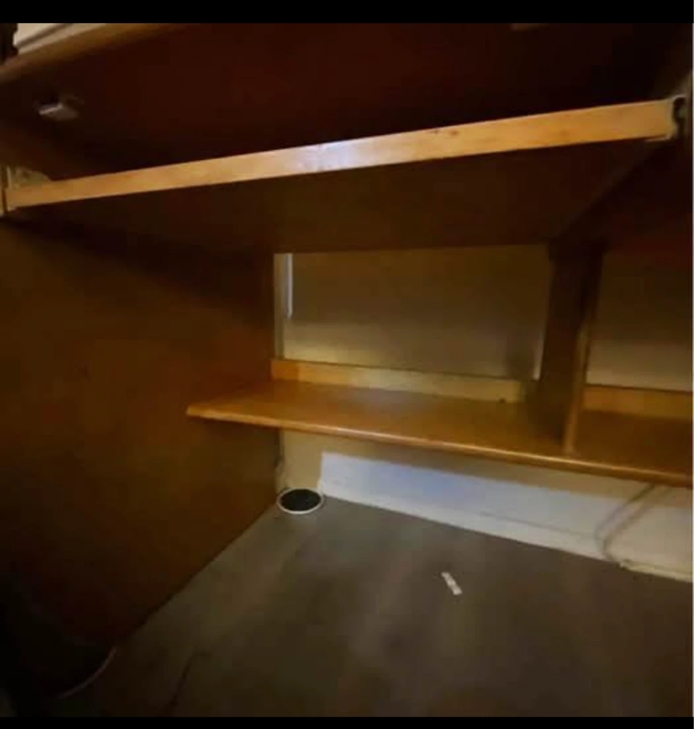 Wooden Desk with Hutch and Drawers - photo 3