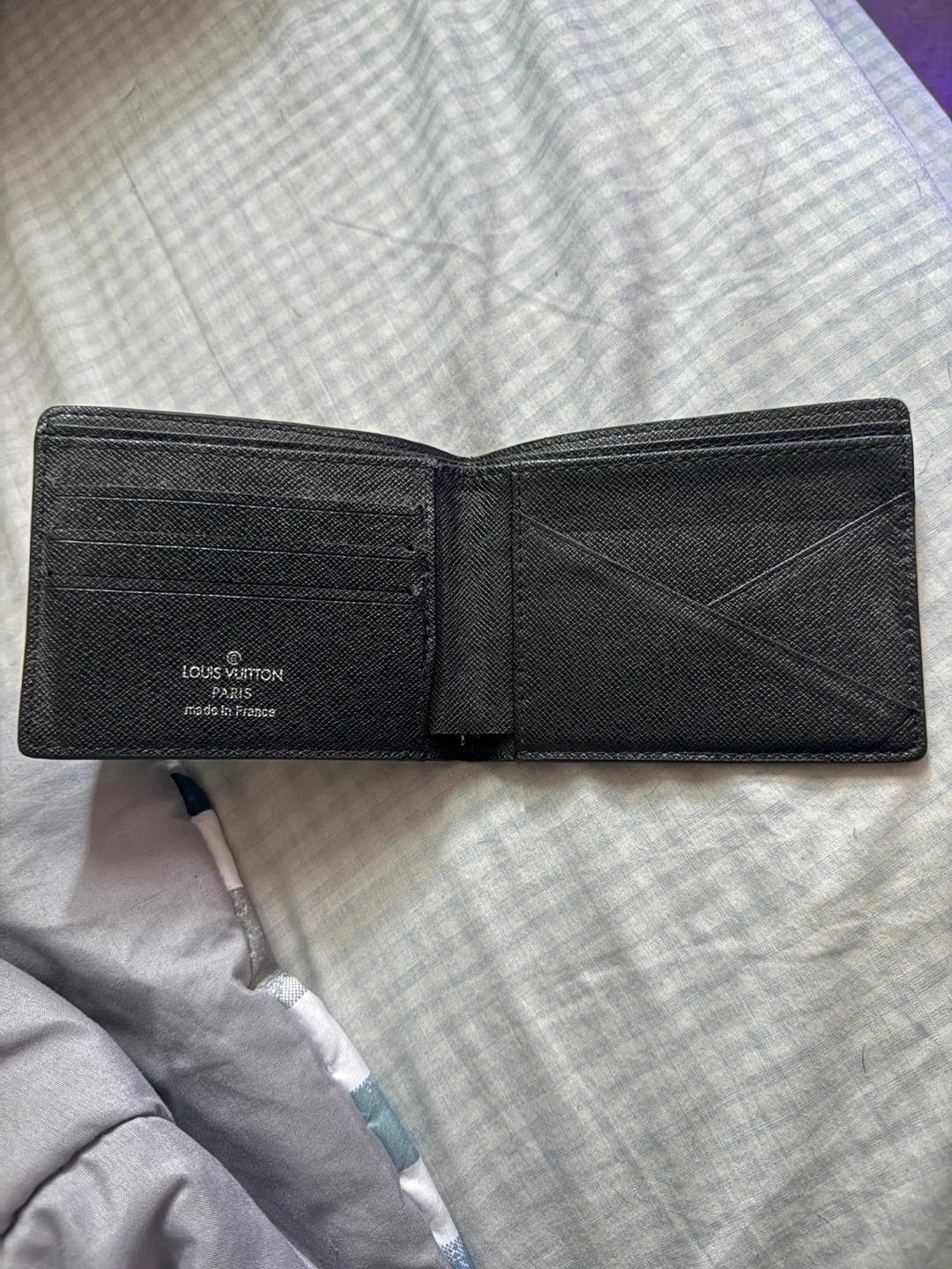 Louis Vuitton Bi-Fold Wallet - photo 2