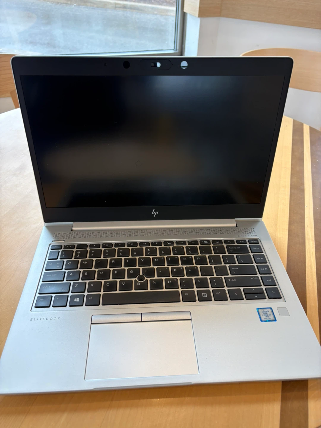 HP Elitebook  16g ram 512ssd icore7 - photo 2