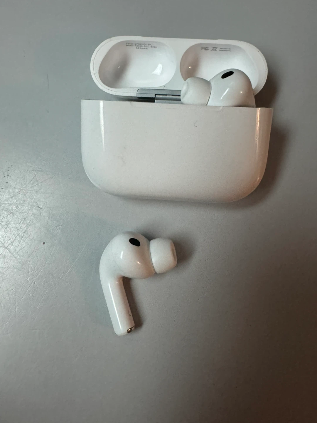 Apple AirPods Pro 3rd Gen (MFHP4AM/A) - photo 4