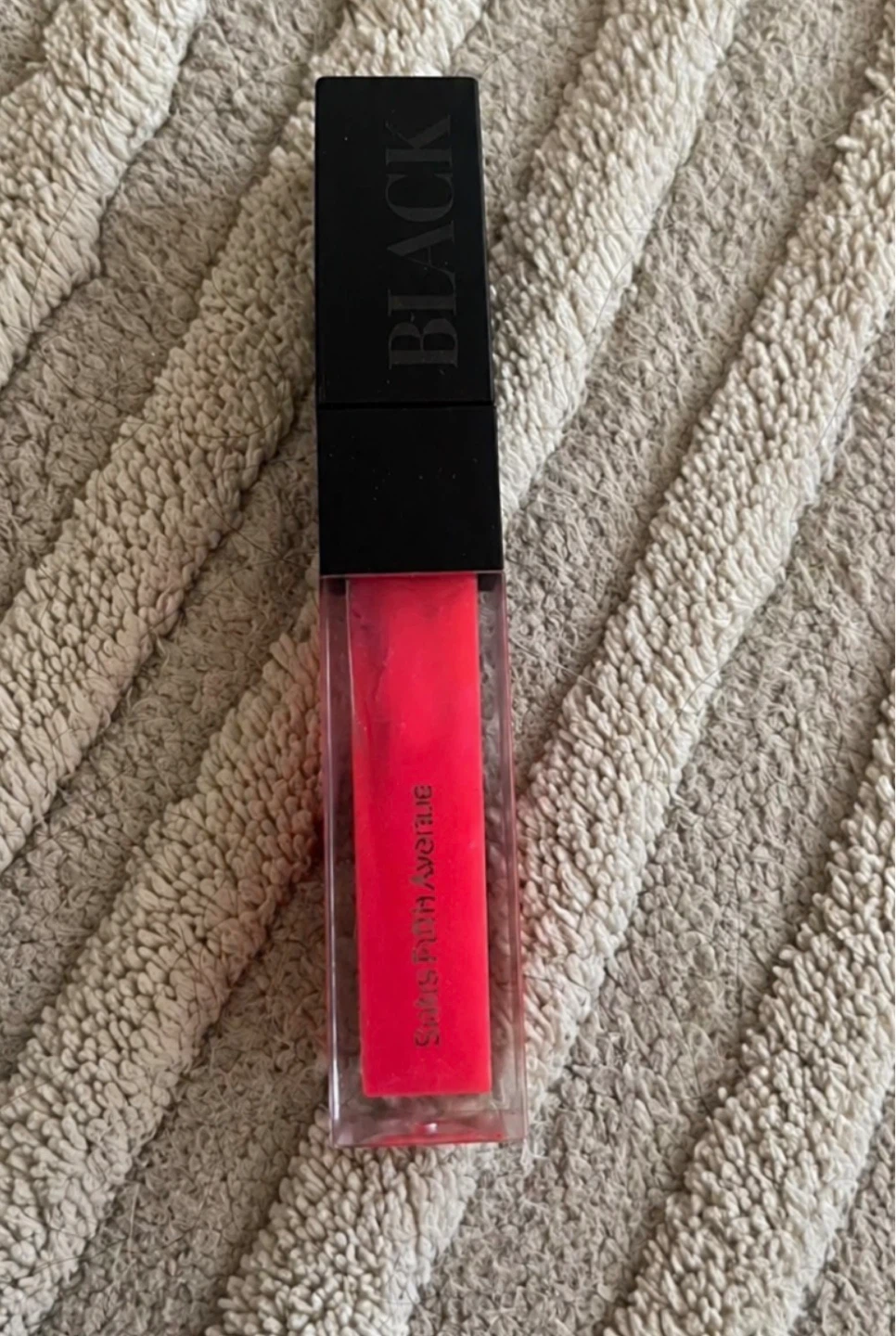 Black Saks fifth avenue lipgloss NEW