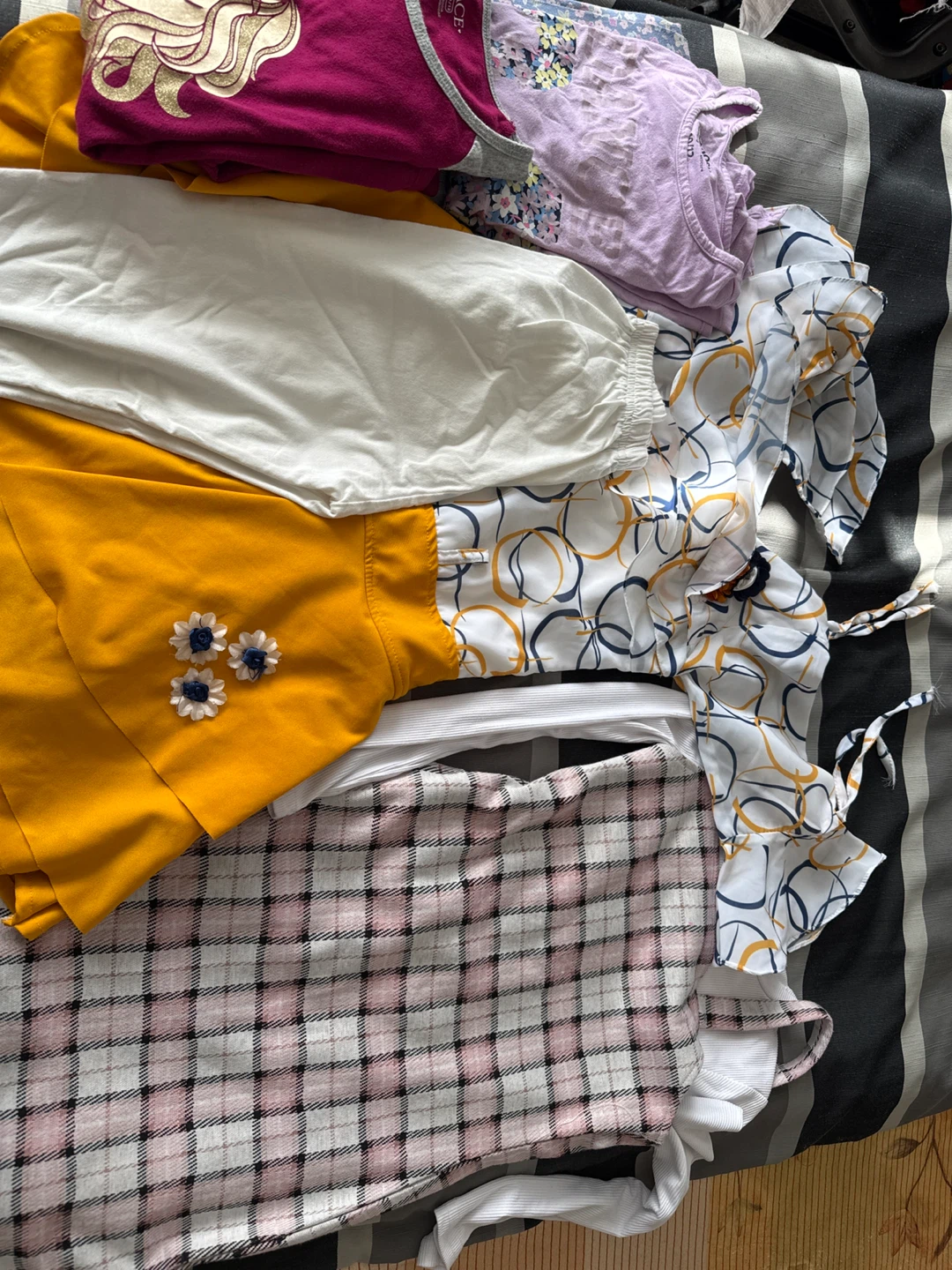 Girls' Clothing Bundle 🌱