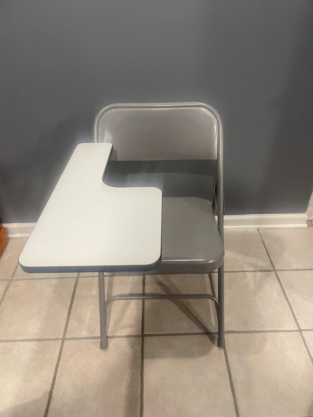 Gray Folding Chair with Writing Tablet