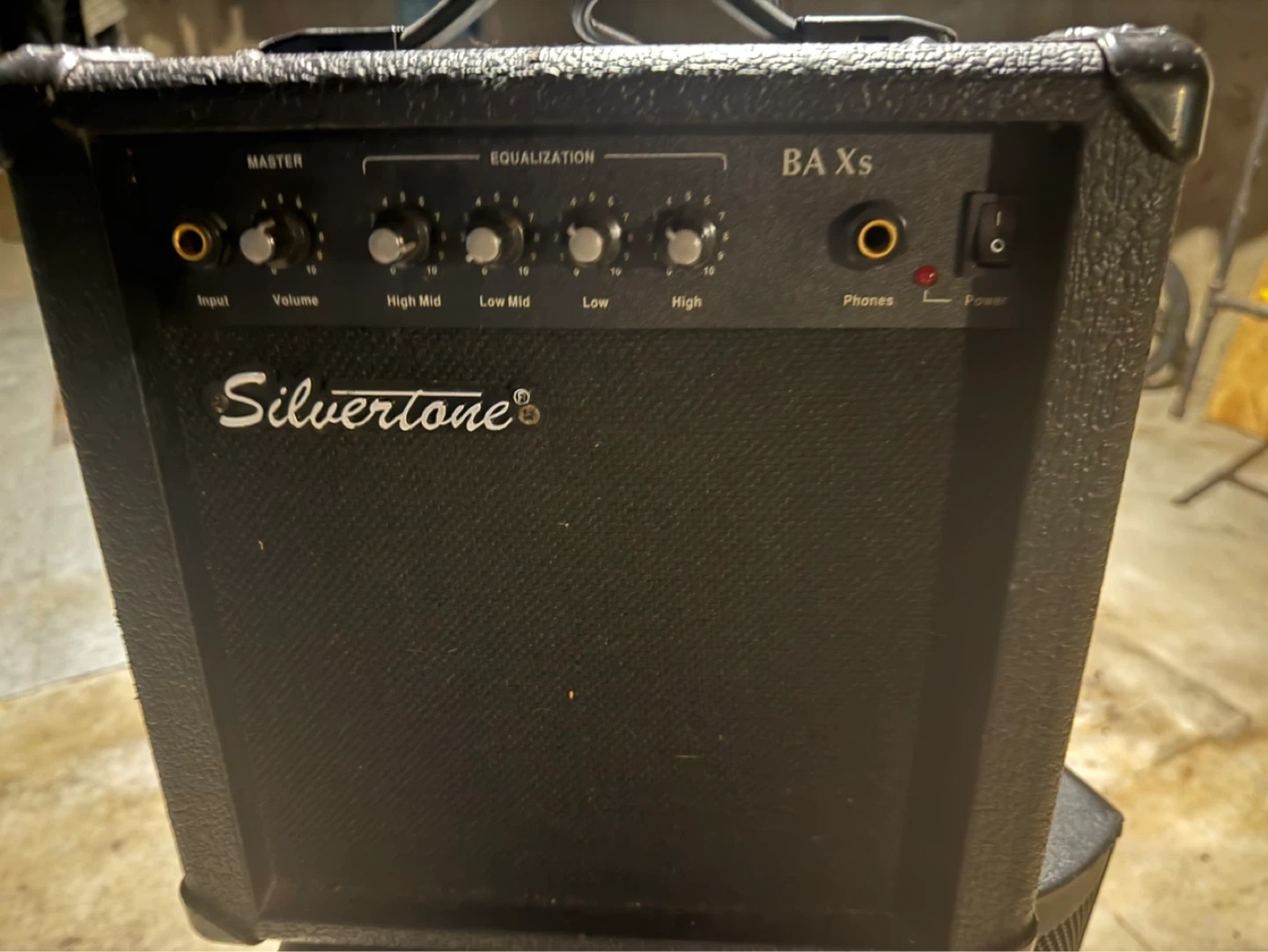 Silvertone BA Xs Bass Amplifier