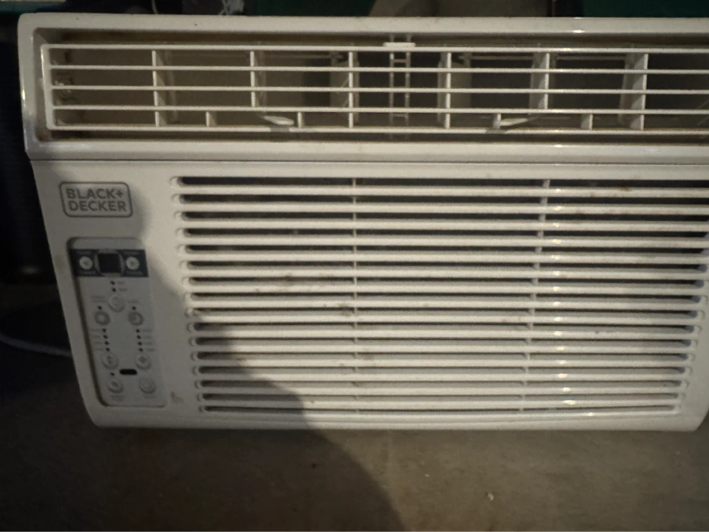 Black+Decker Window Air Conditioner