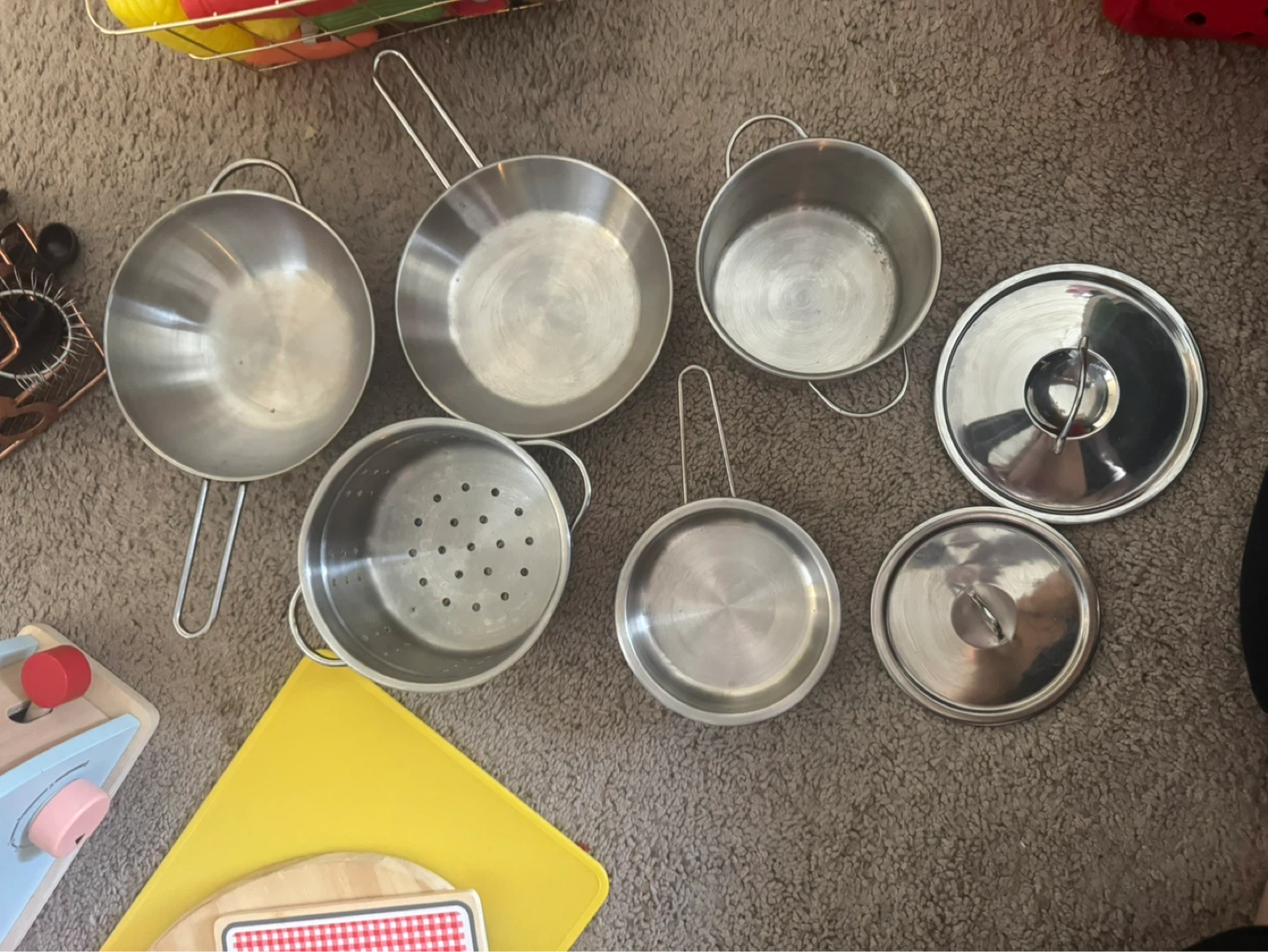Kid's Play Kitchen with Accessories - photo 4