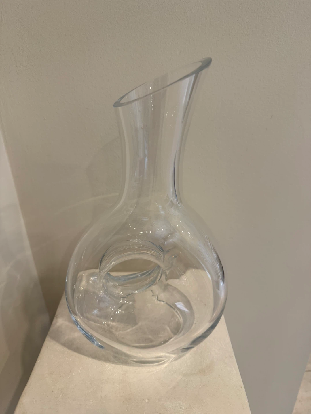 🌱Glass Wine Decanter with Internal Bubble Accent - photo 2