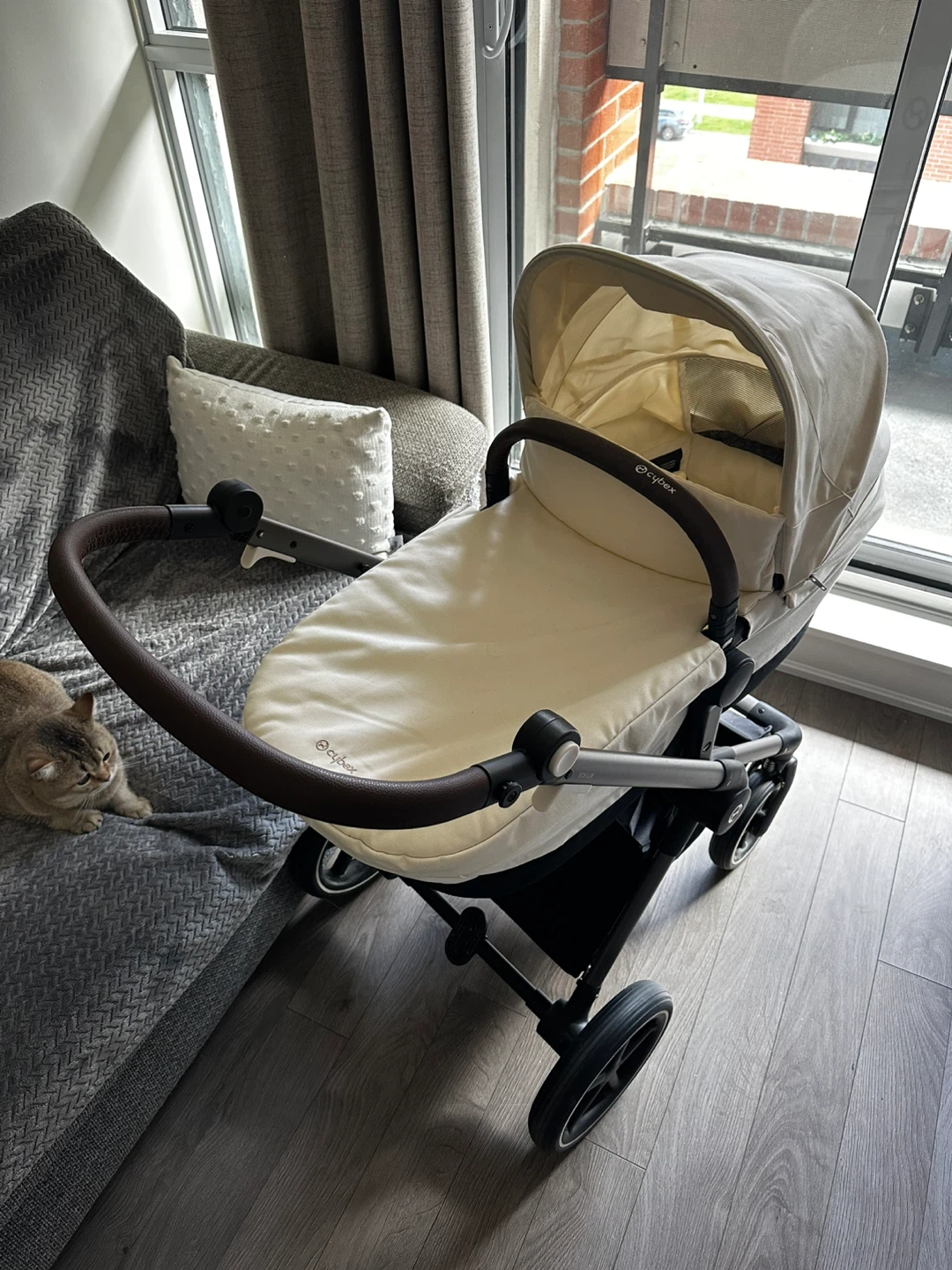Cybex Eos Lux - photo 2
