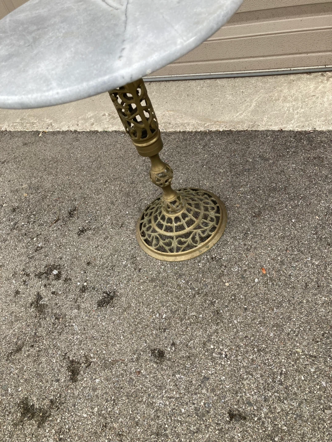 Marble Top Pedestal Table - photo 2