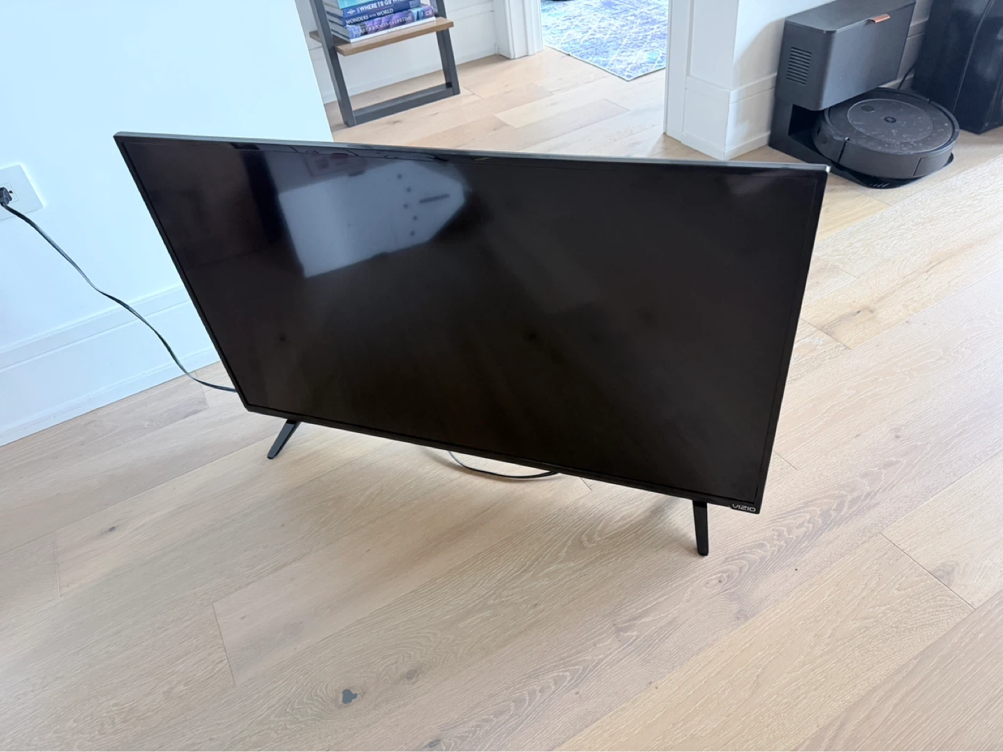 VIZIO E40-C2 40-inch Smart LED TV