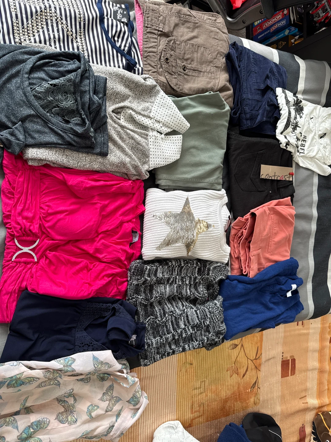 Assorted Women's Clothing Bundle 🌱