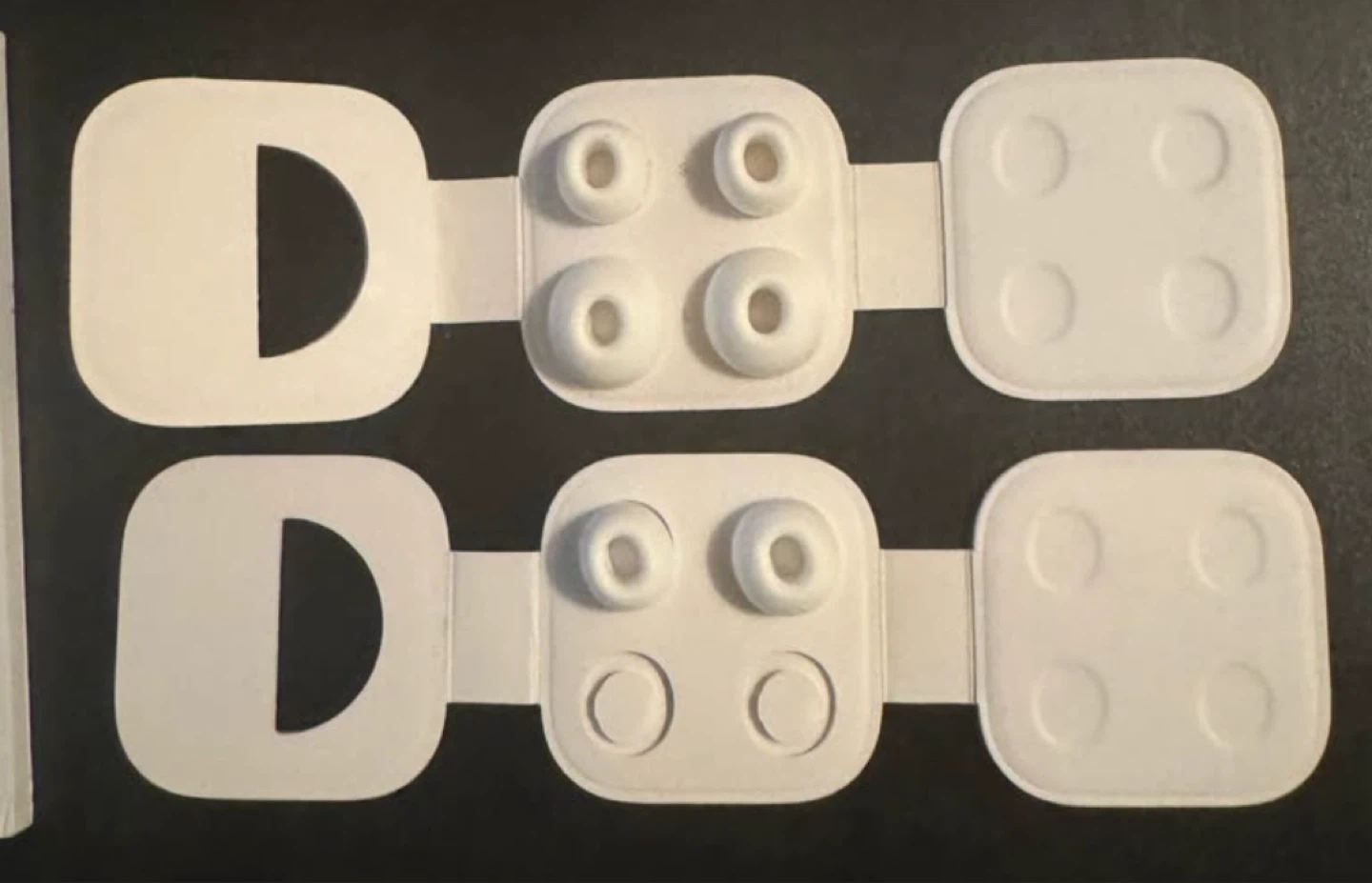 Apple AirPods Pro (1st Gen) with Charging Case - photo 4