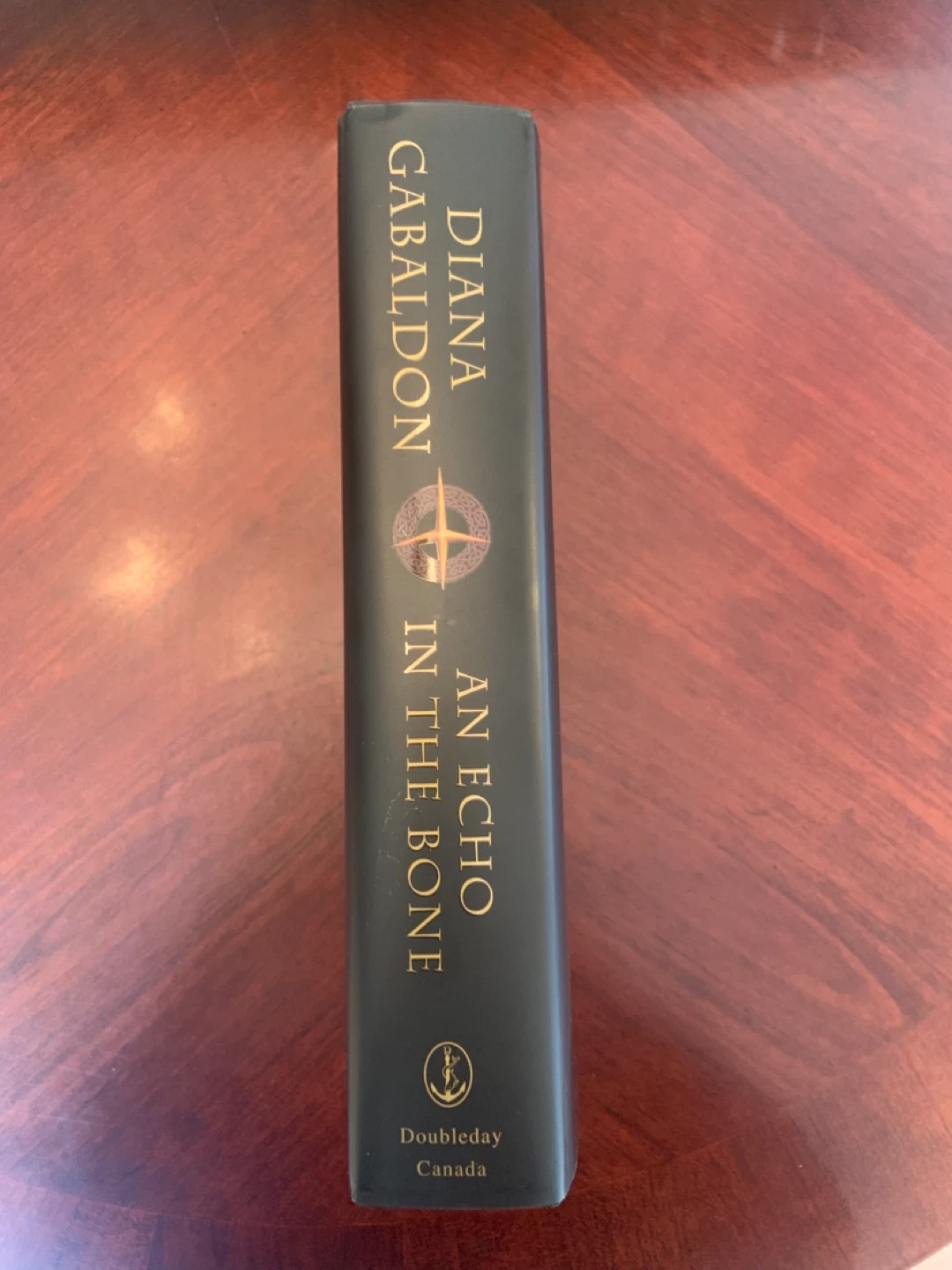 An Echo in the Bone by Diana Gabaldon Hardcover Novel - photo 3