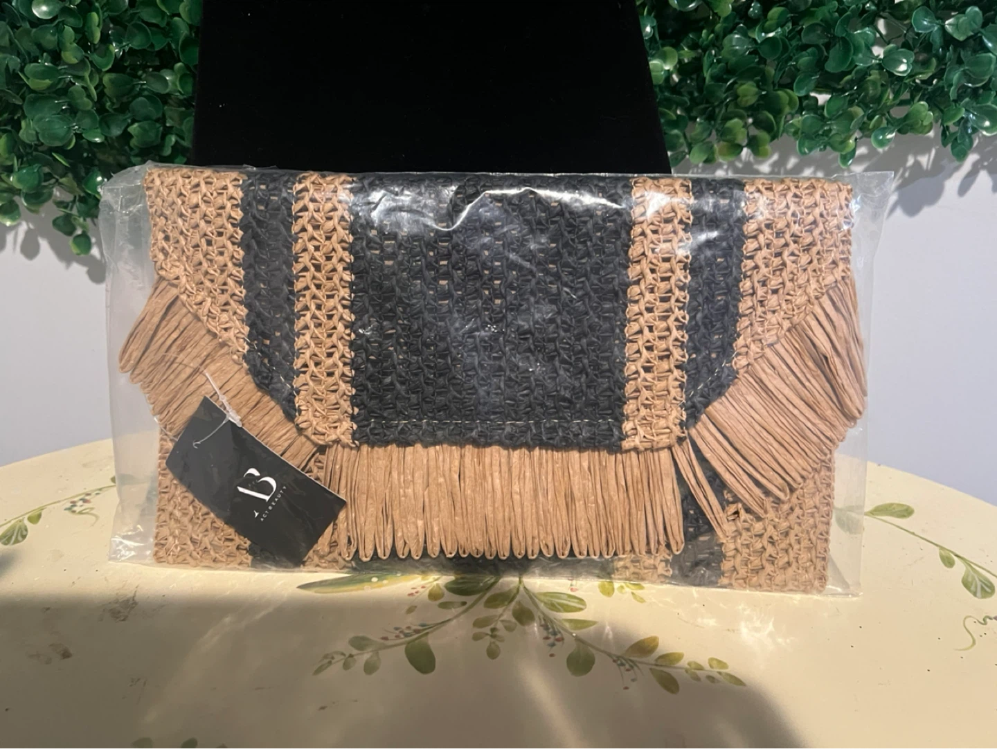 B ACTRESS Vanity Woven Clutch