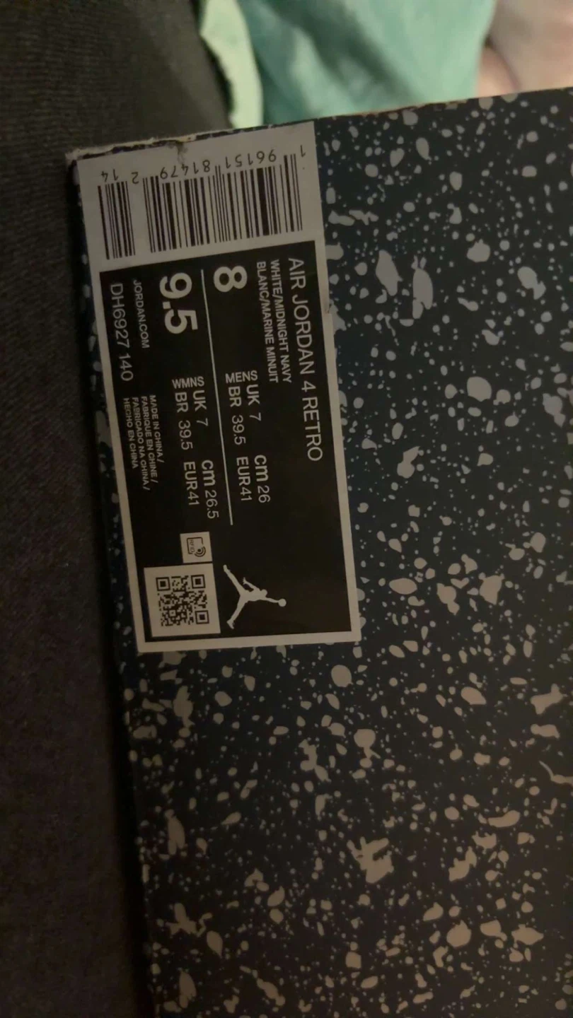 Air Jordan 4 Retro (Size 8 US Men's) - photo 3
