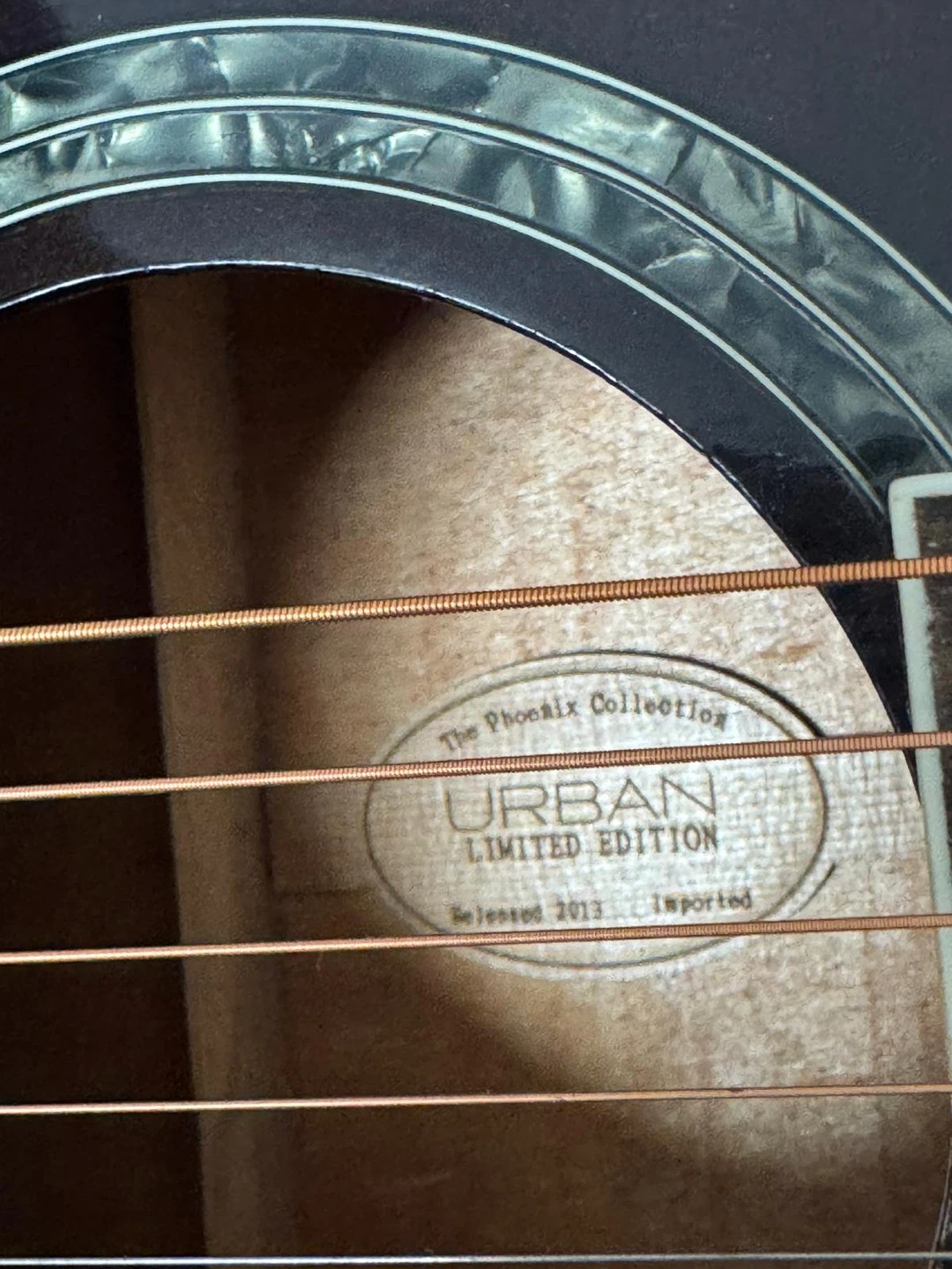 URBAN Acoustic Guitar - Keith Urban - photo 3