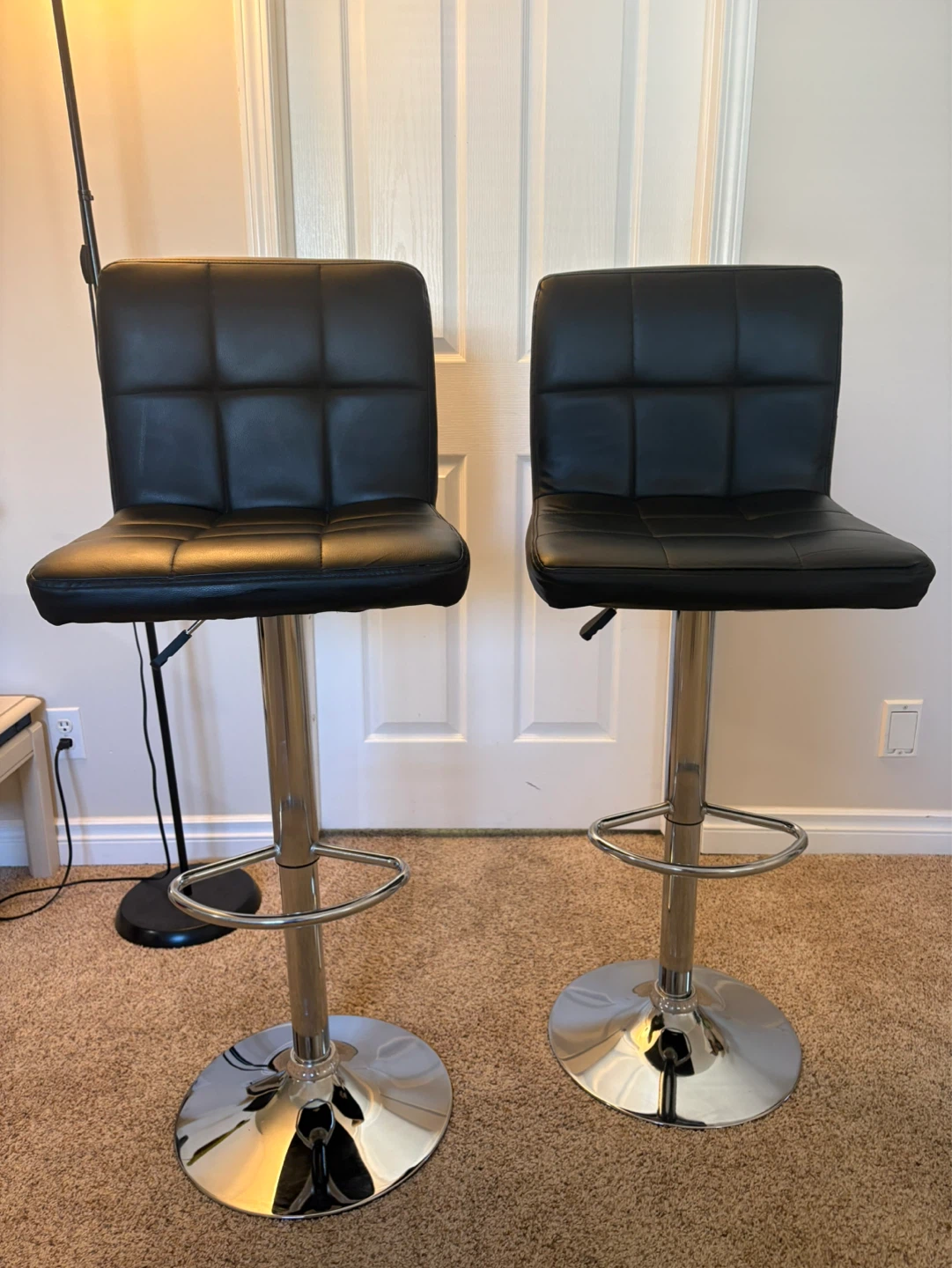 Set of 2 Black Faux Leather Bar Stools with Chrome Base