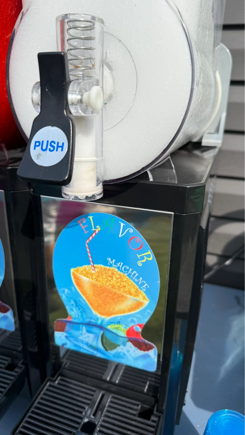 Dual Flavour Slushie Machine