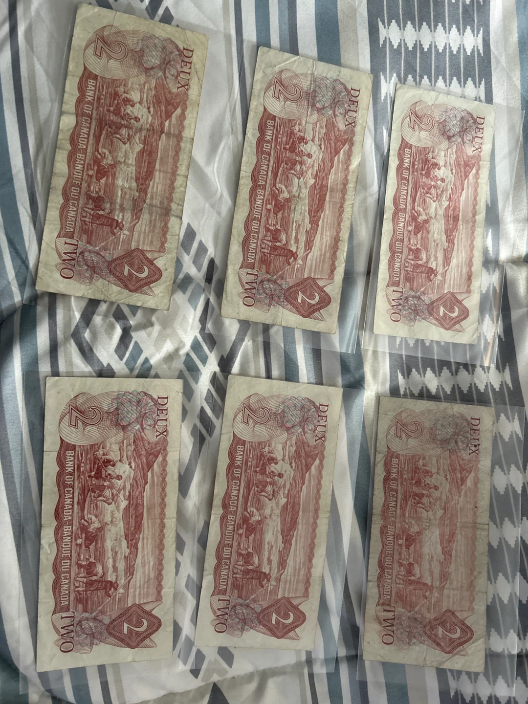6 x Canadian $2 Banknotes - Bank of Canada
