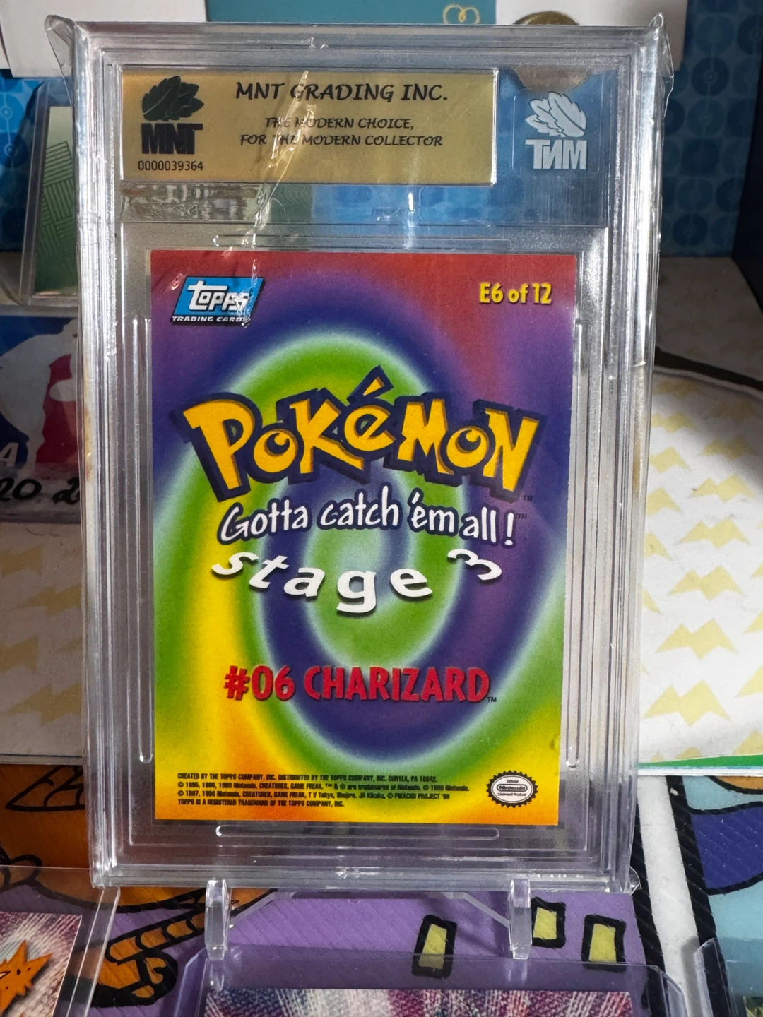 1999 Topps Pokemon The First Movie #06 Charizard Trading Card - photo 2