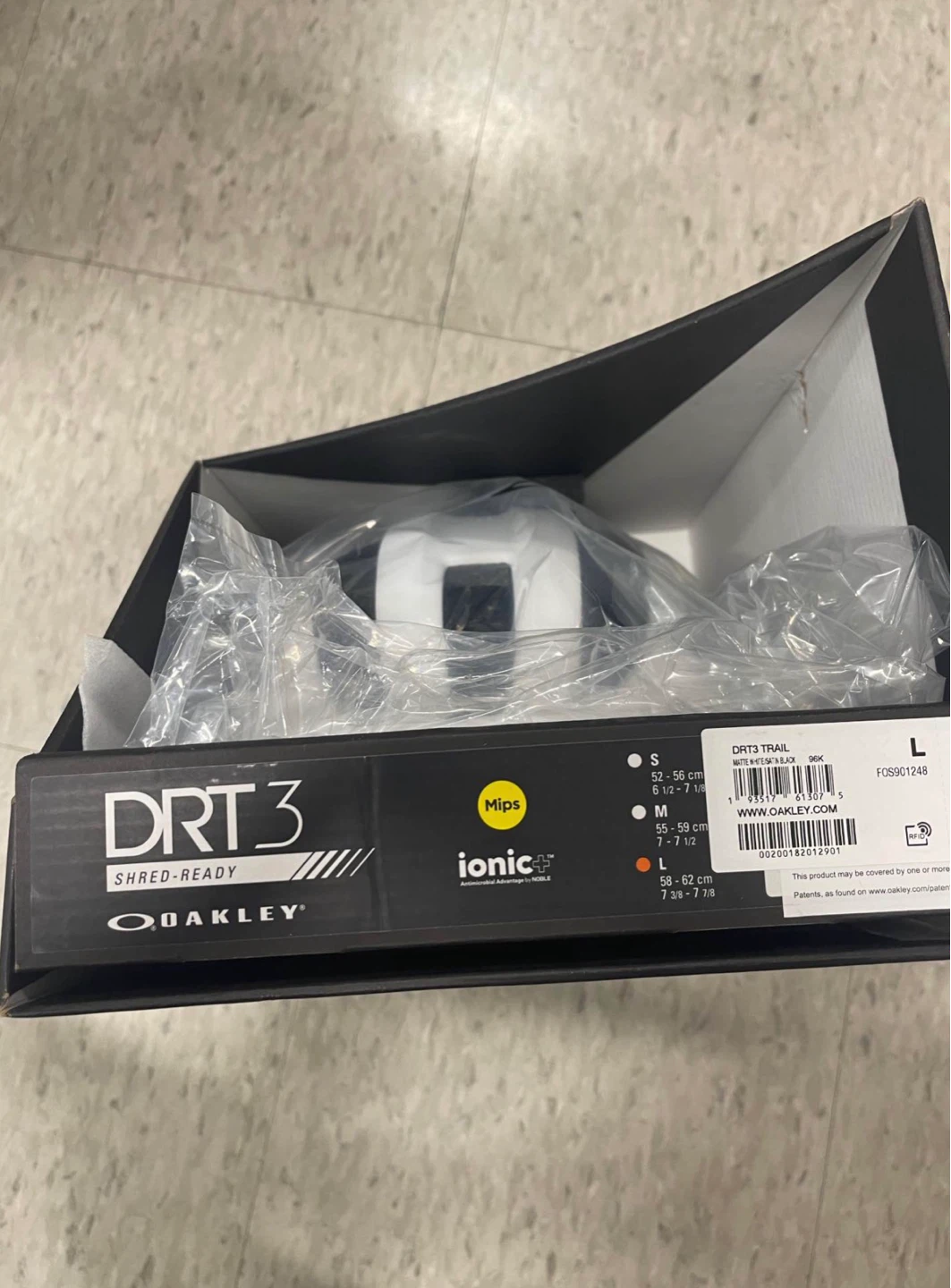 Oakley DRT3 Trail Mips Helmet - Large - White