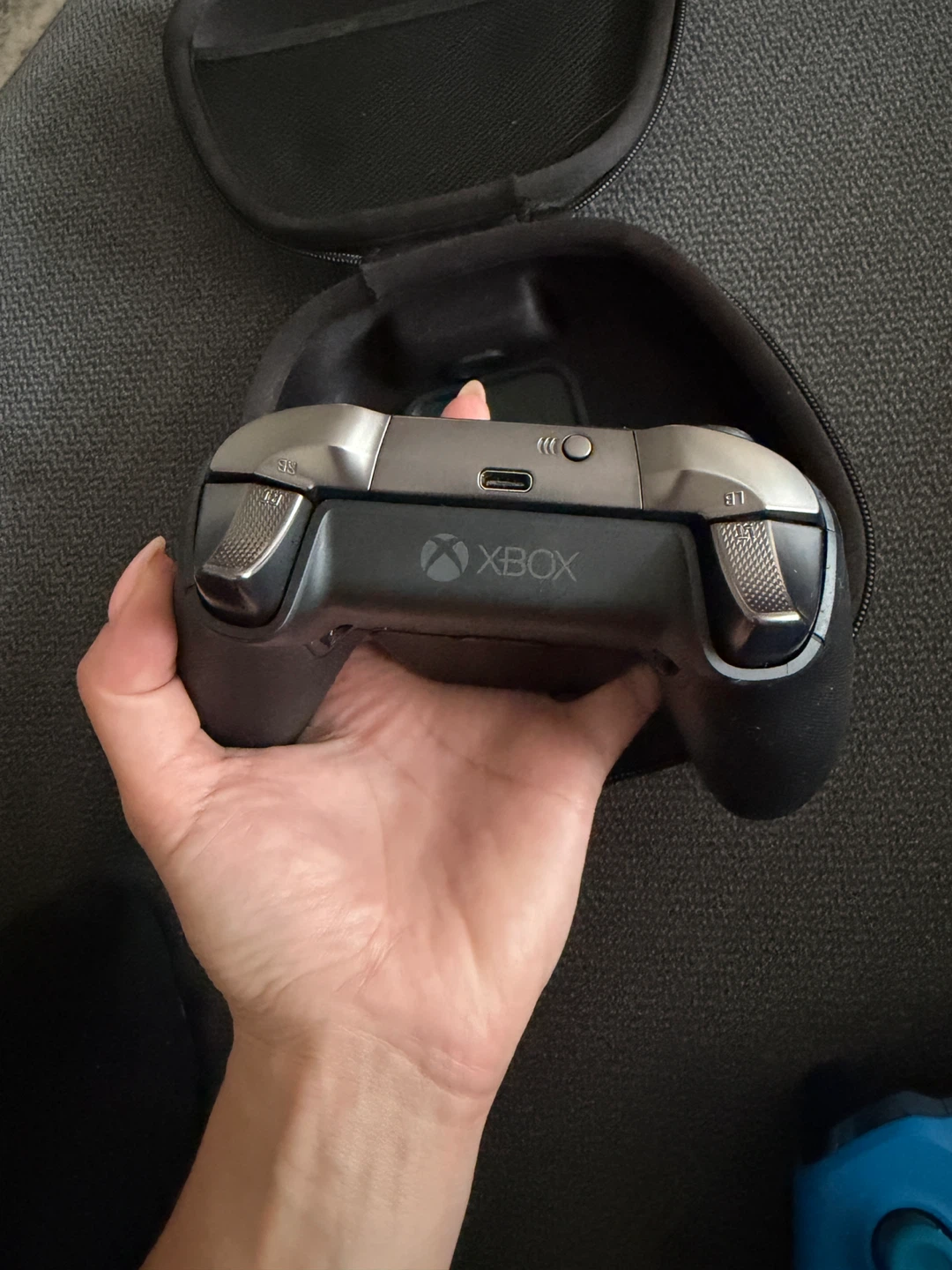 Xbox Elite Series 2 Wireless Controller - photo 5