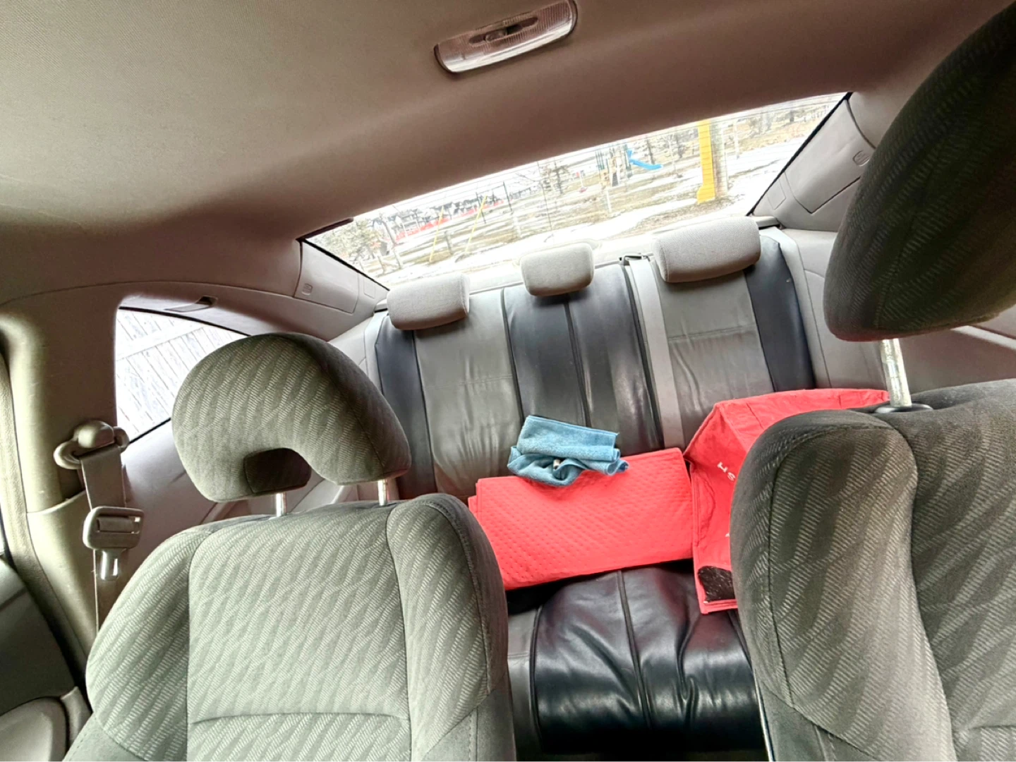 Honda Civic 2008 2dr - photo 2