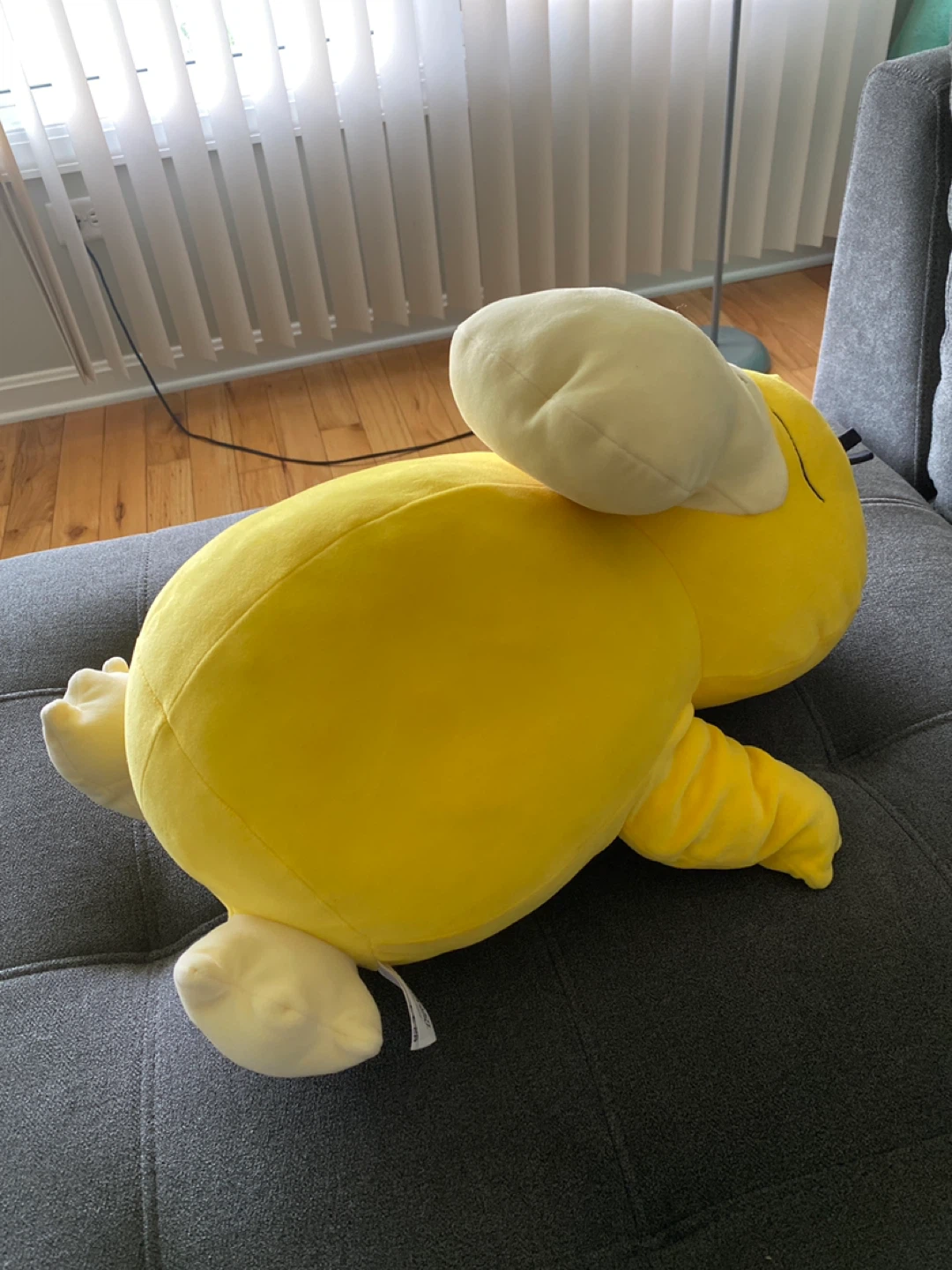 Pokemon Psyduck Plush Toy - photo 2