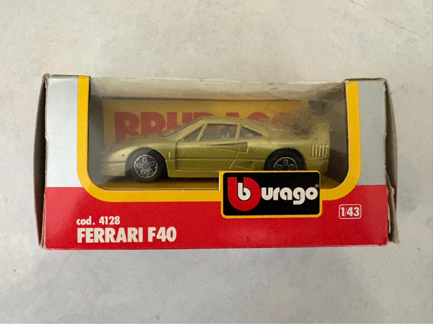 Burago Diecast Model Cars (Ferrari F40, Jaguar XK120, Corvette) - photo 2