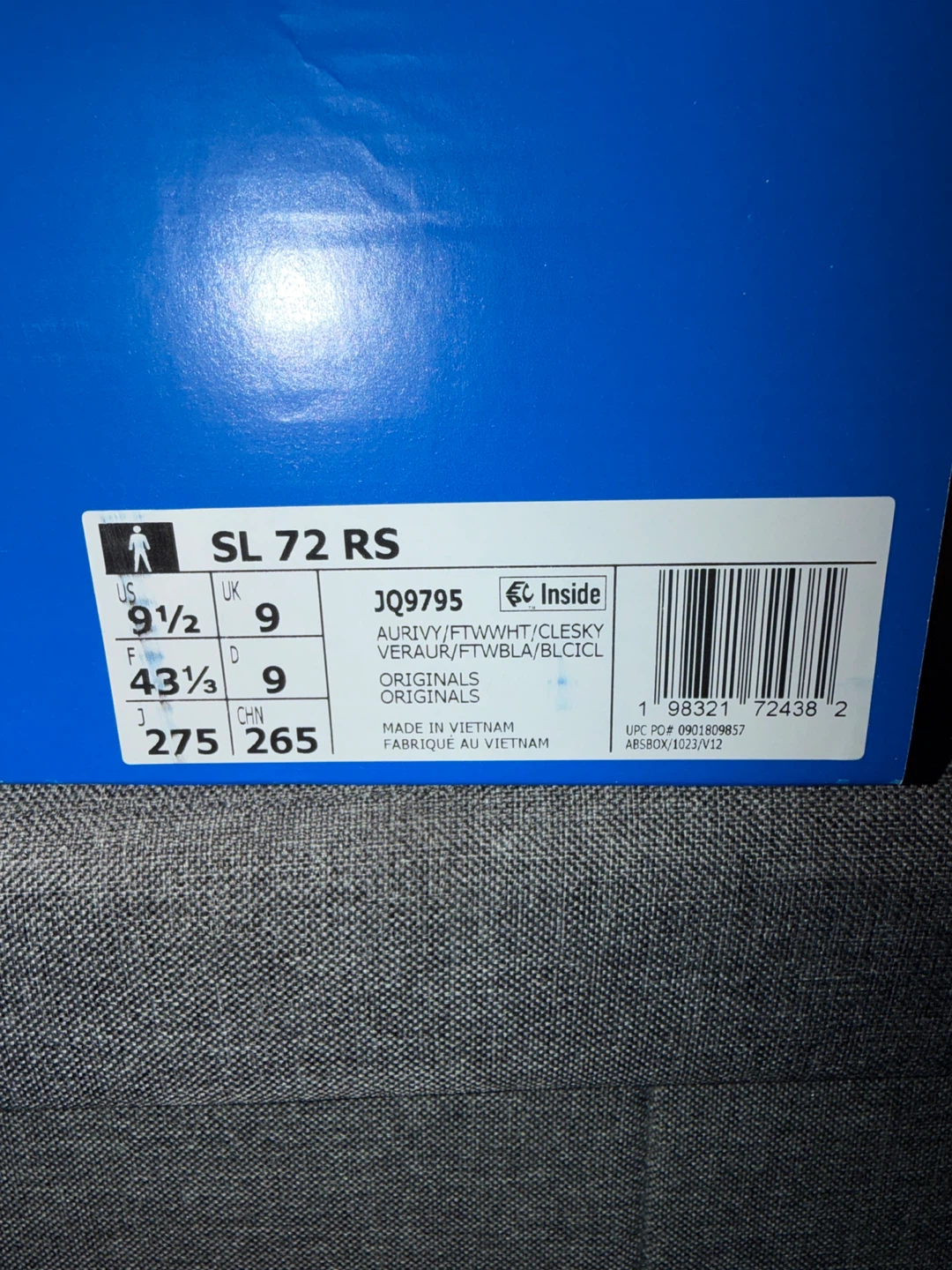 Adidas 9.5 shoes - photo 4