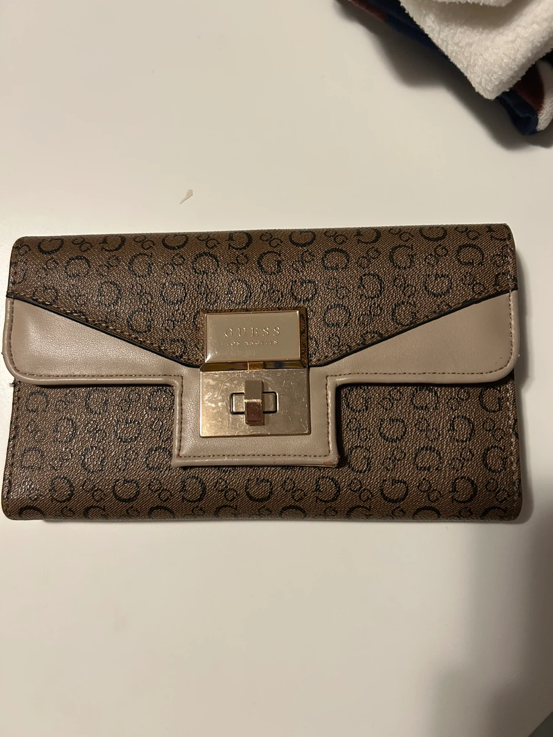 Guess Wallet