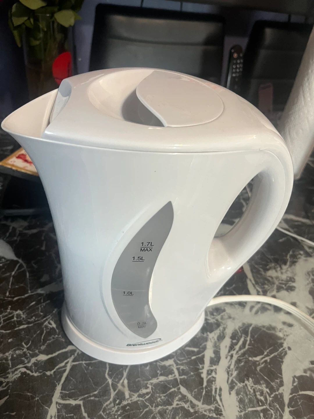 Brentwood Appliances Electric Kettle - 1.7L White - photo 3