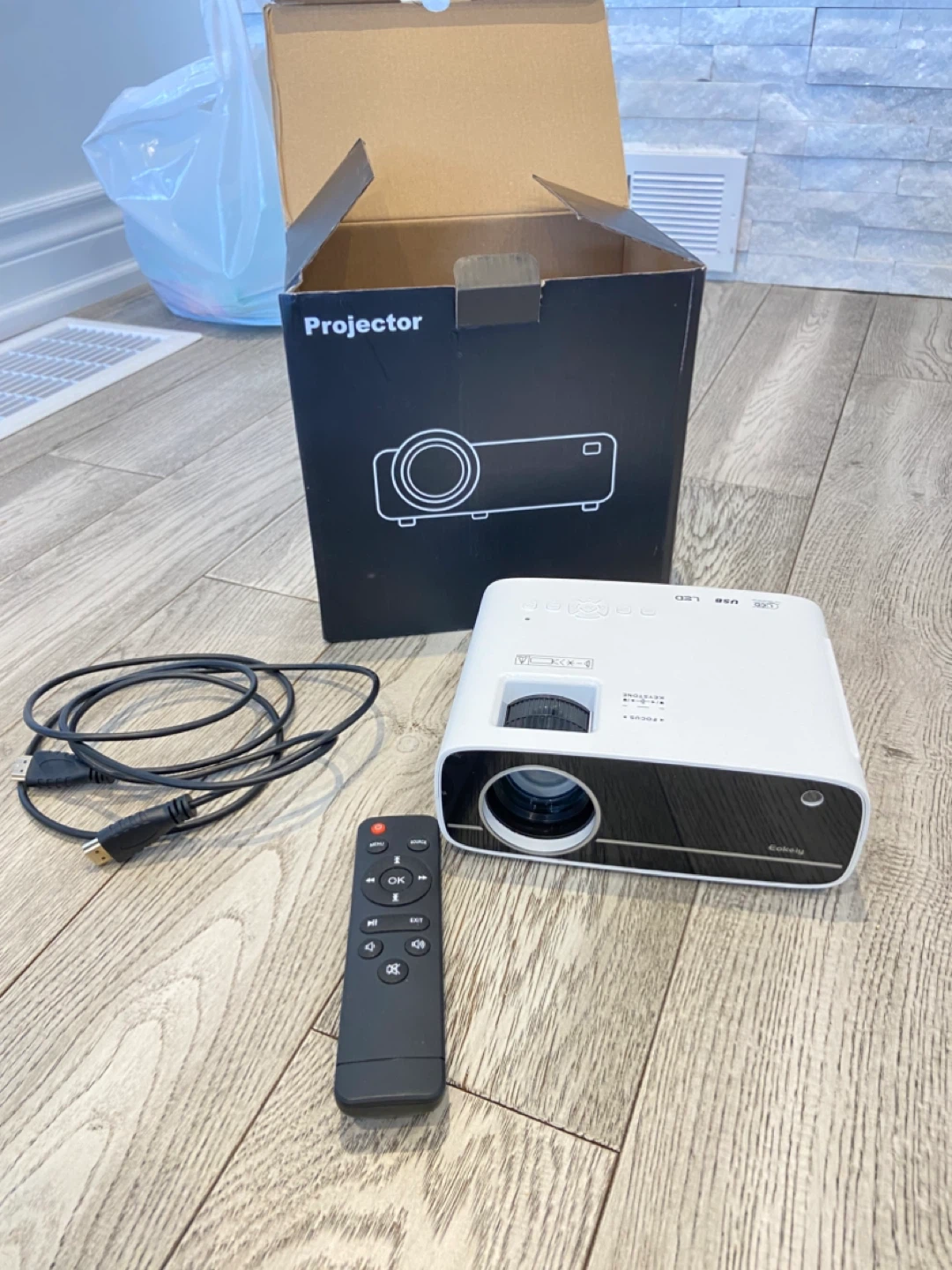 White LED Projector with Remote and HDMI Cable - photo 2