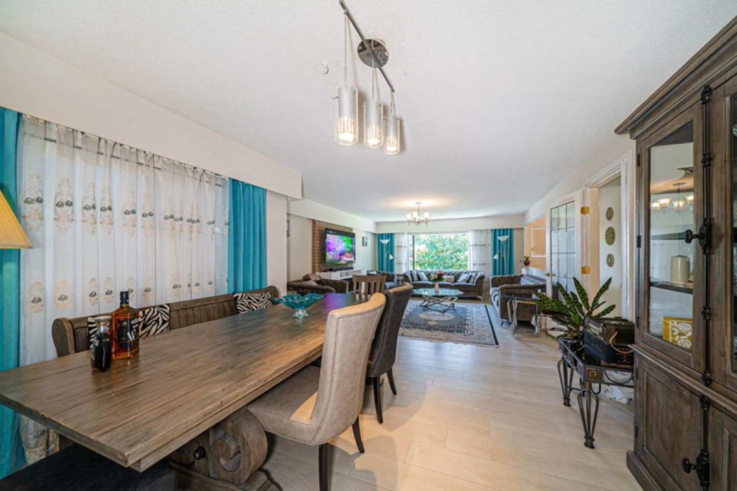 Rustic Wooden Dining Table with Bench Seating - photo 2