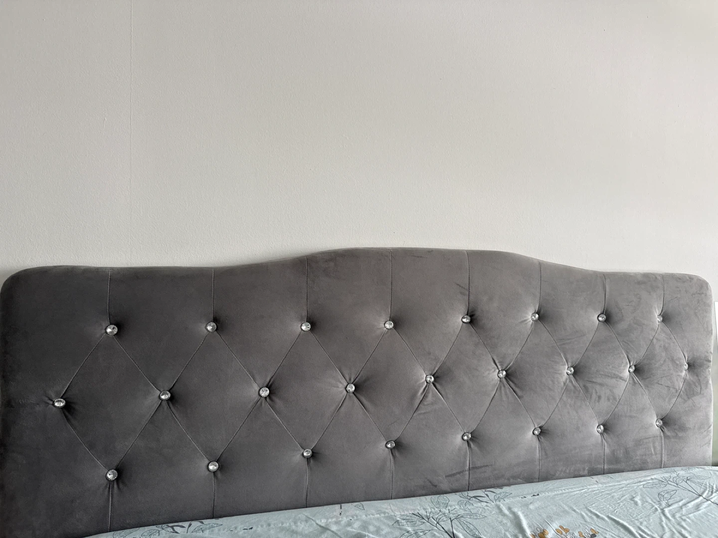 Queen Bed Tufted Upholstered Headboard