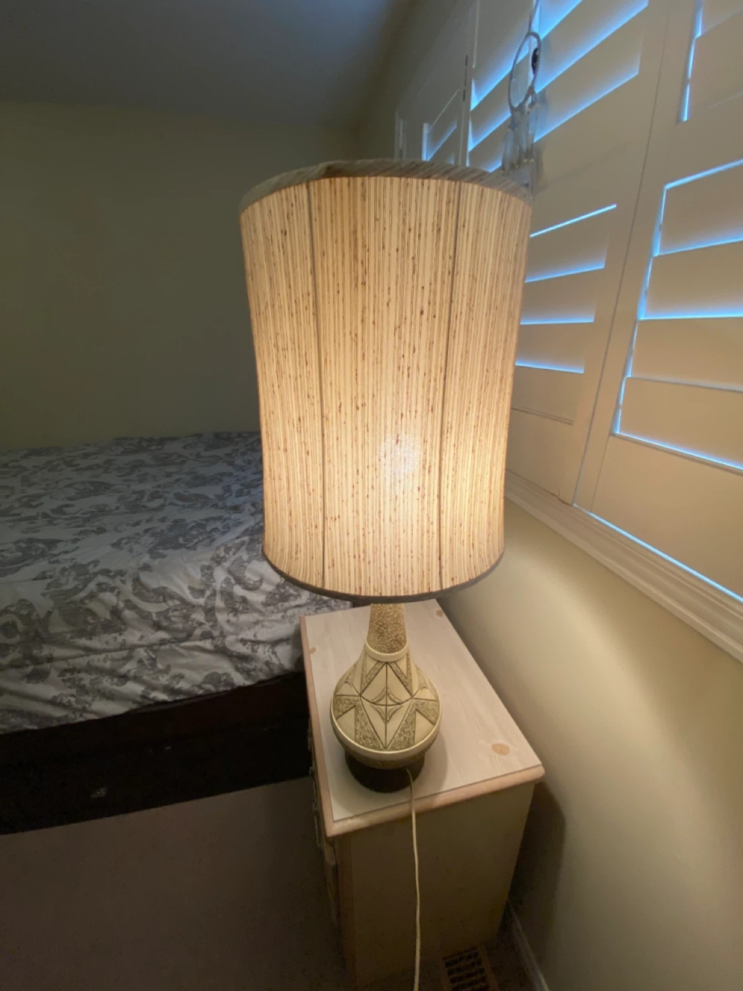 Vintage Table “Jeannie” Lamp - photo 2