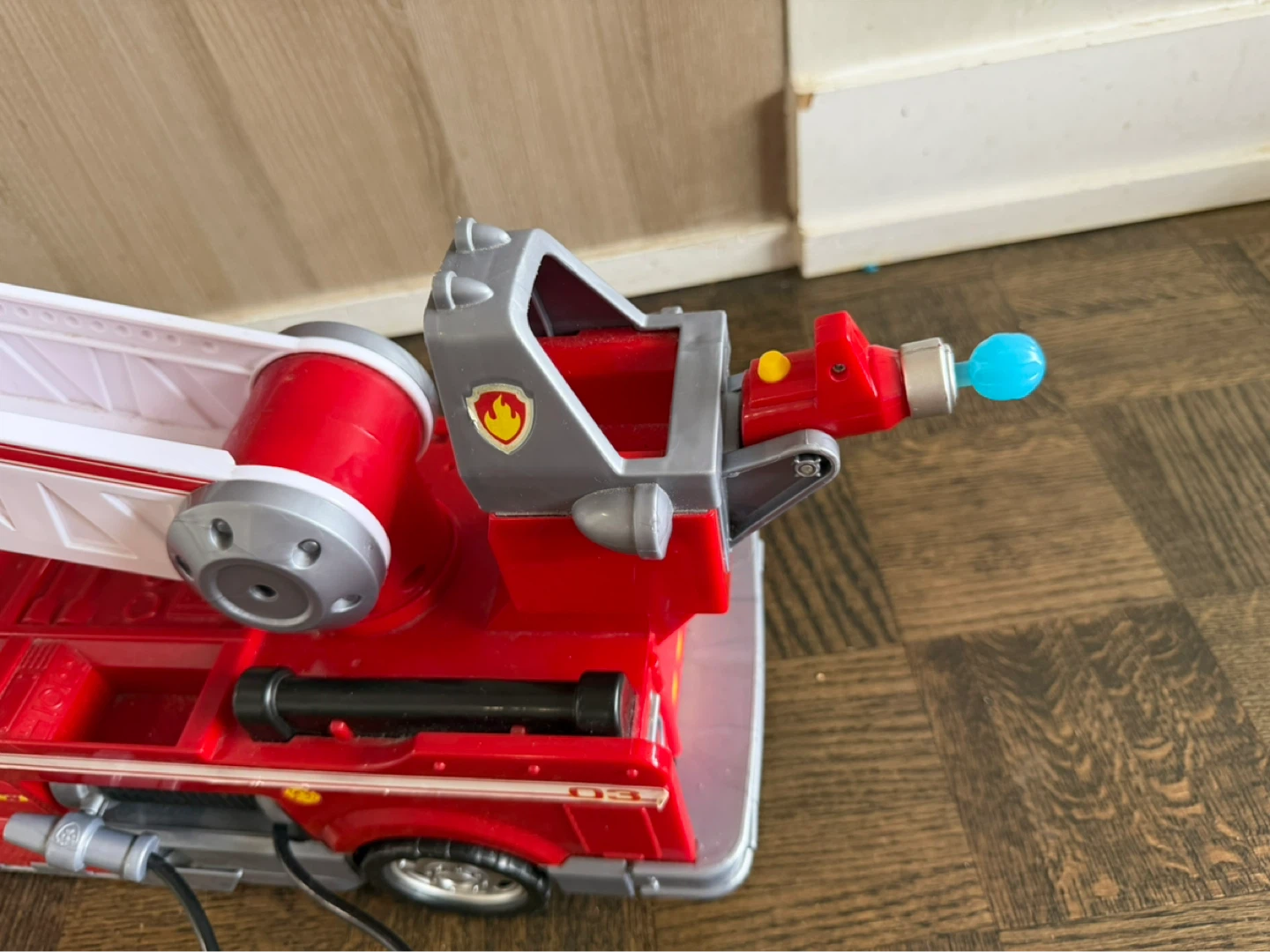 Paw Patrol Marshall's Fire Truck Toy - photo 4