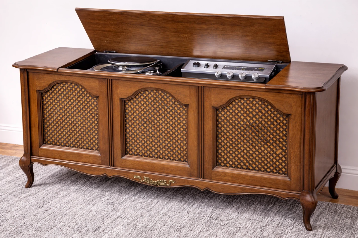 Vintage Console Stereo Record Player & Radio