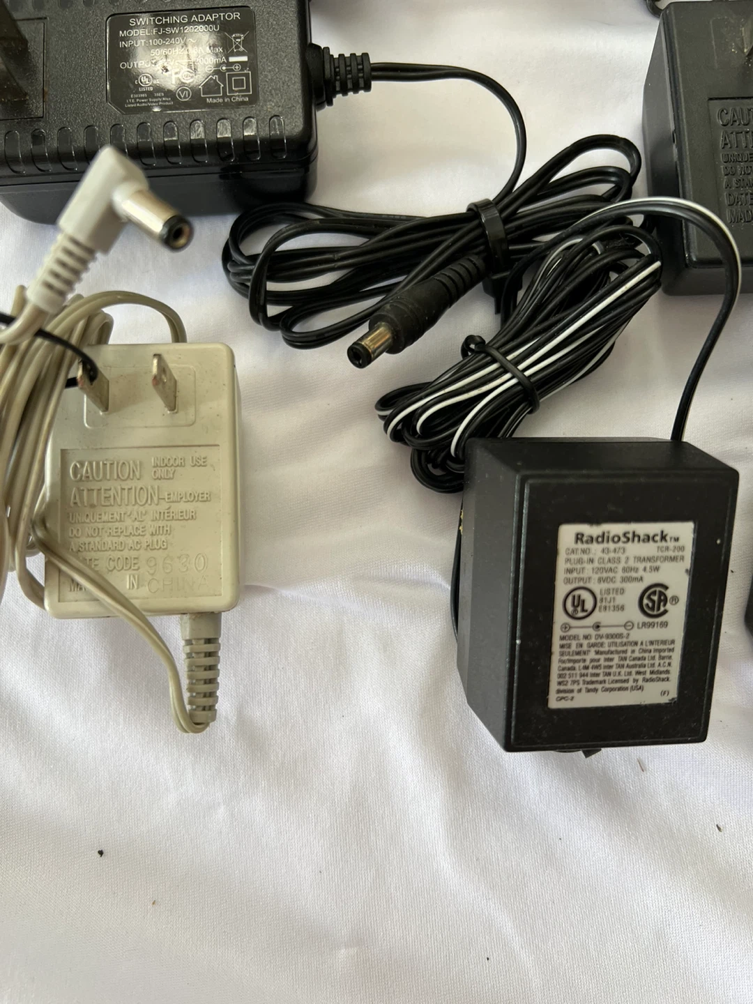 9 AC Power Adapters - photo 5