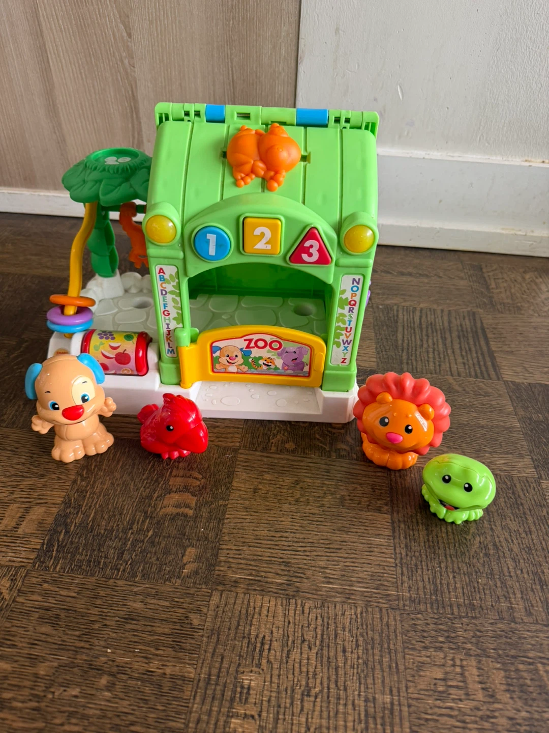 Fisher-Price Laugh & Learn Animals Zoo Playset