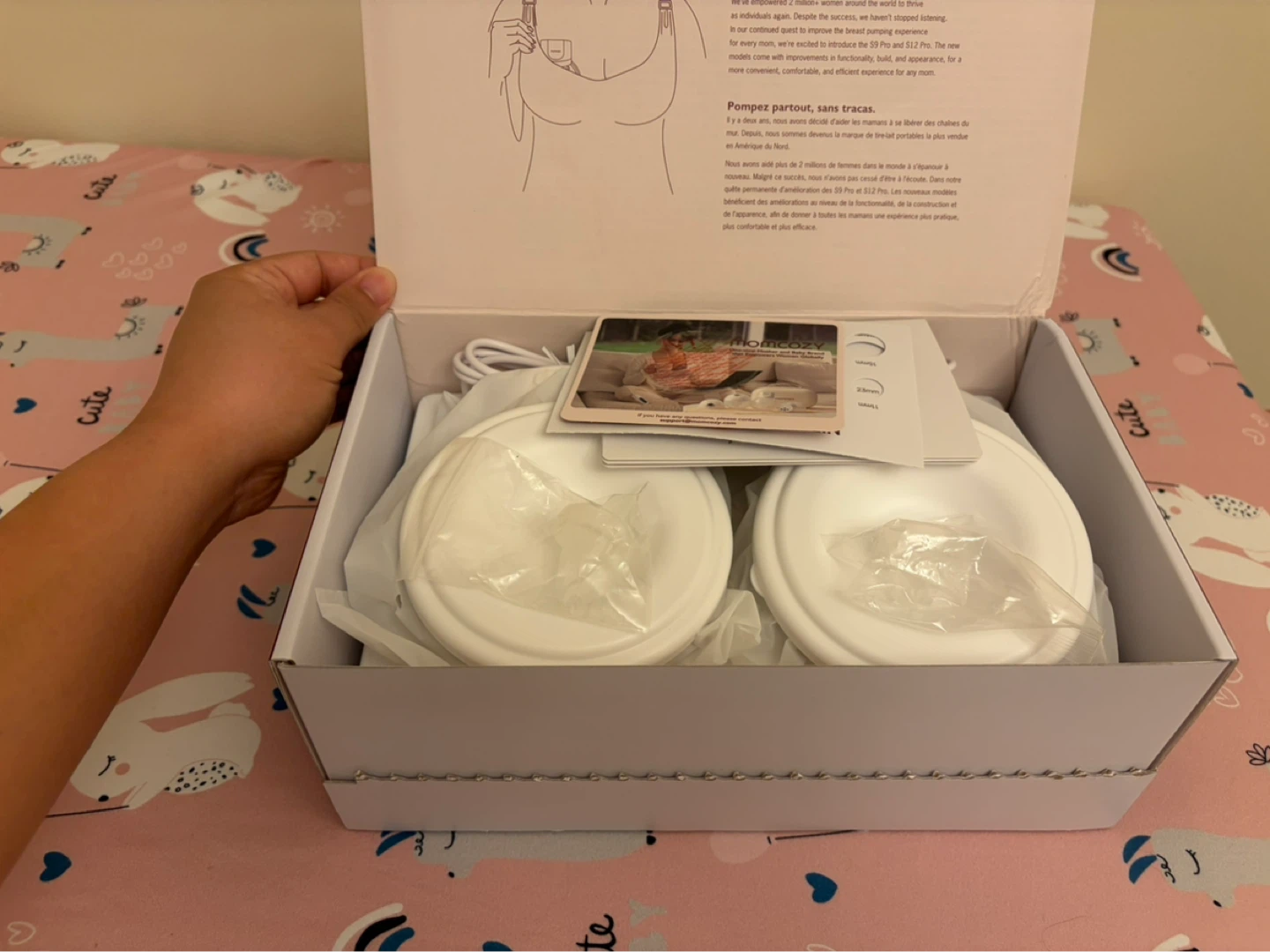 Momcozy Wearable Double Electric Breast Pump - photo 3