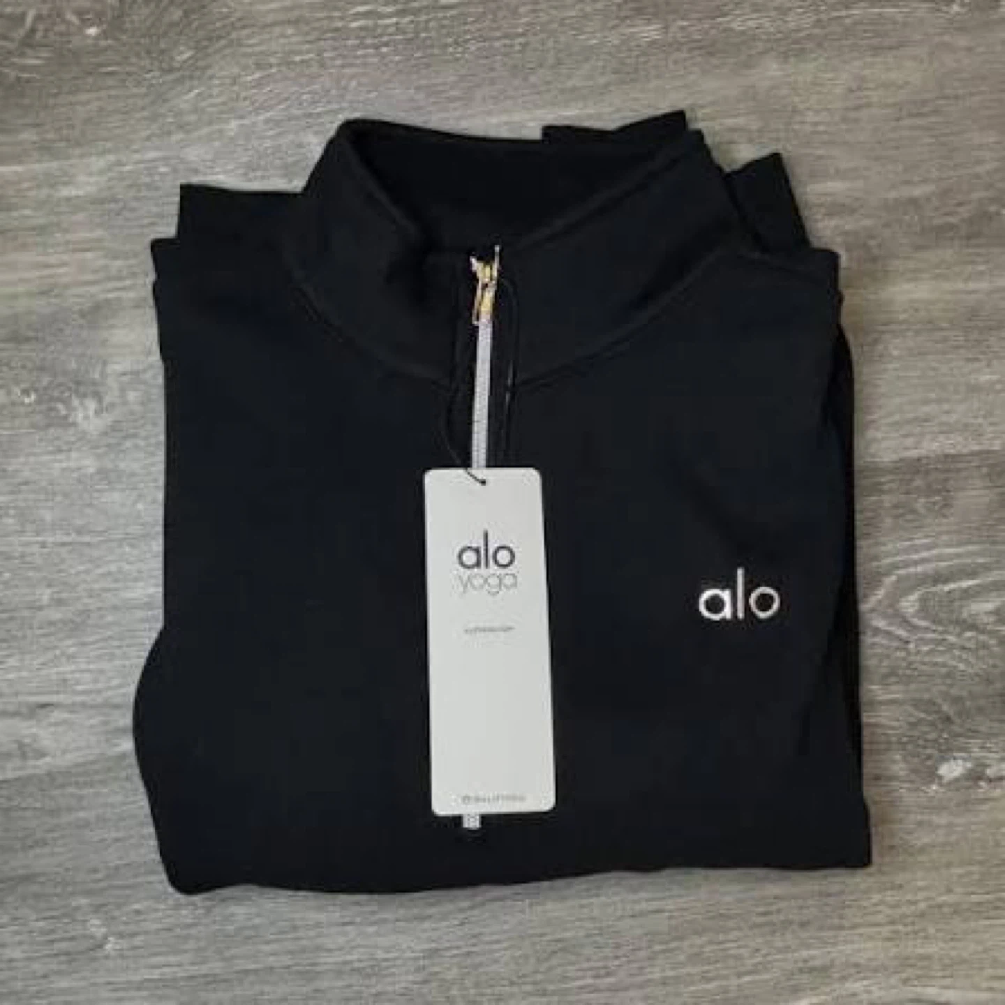 Alo Yoga Black 1/4 Zip Pullover
